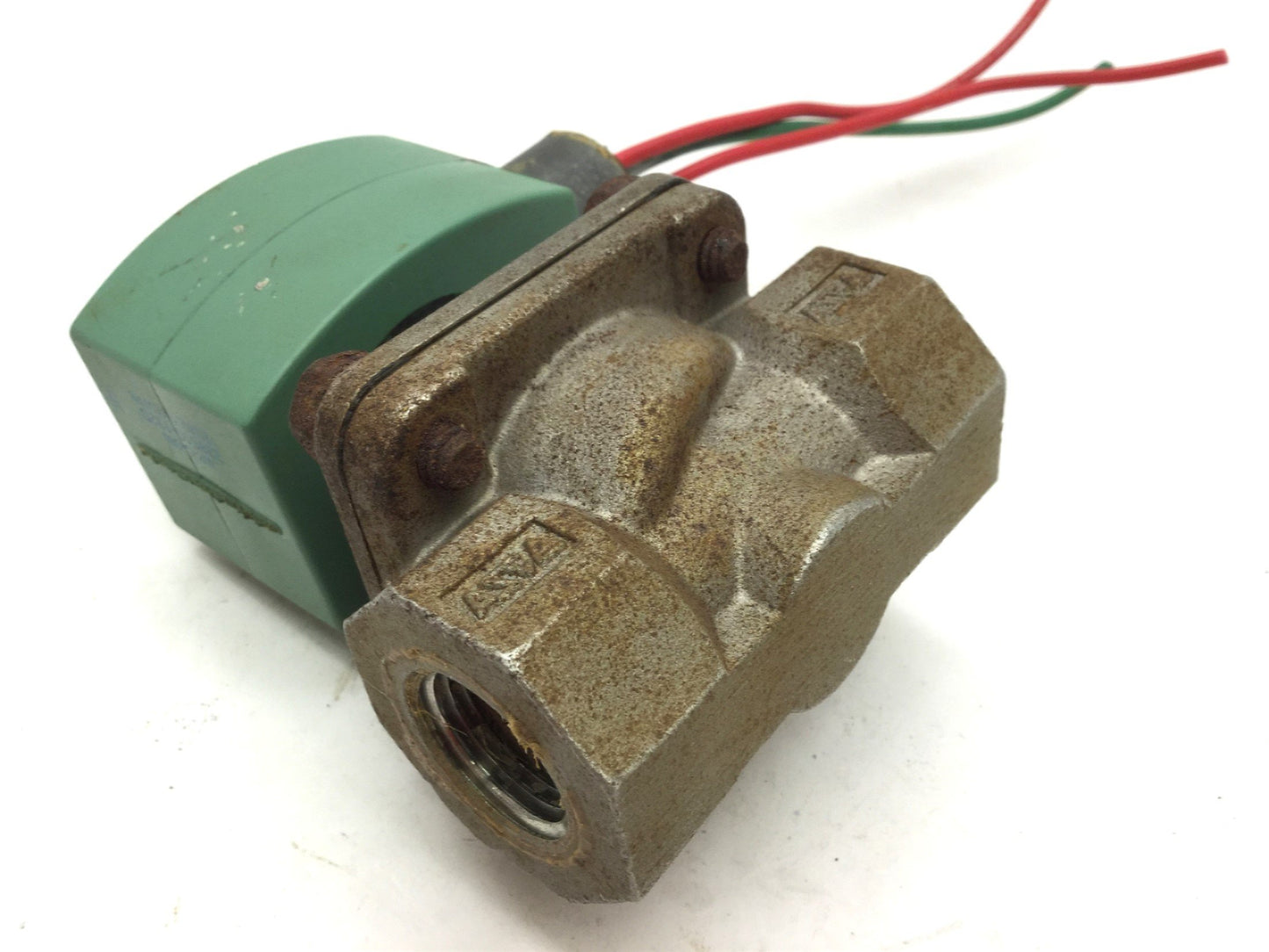 Used Asco 8210G87 Red Hat II Solenoid Valve, Ports: 0.5" NPT, Voltage: 120VAC, 17.1