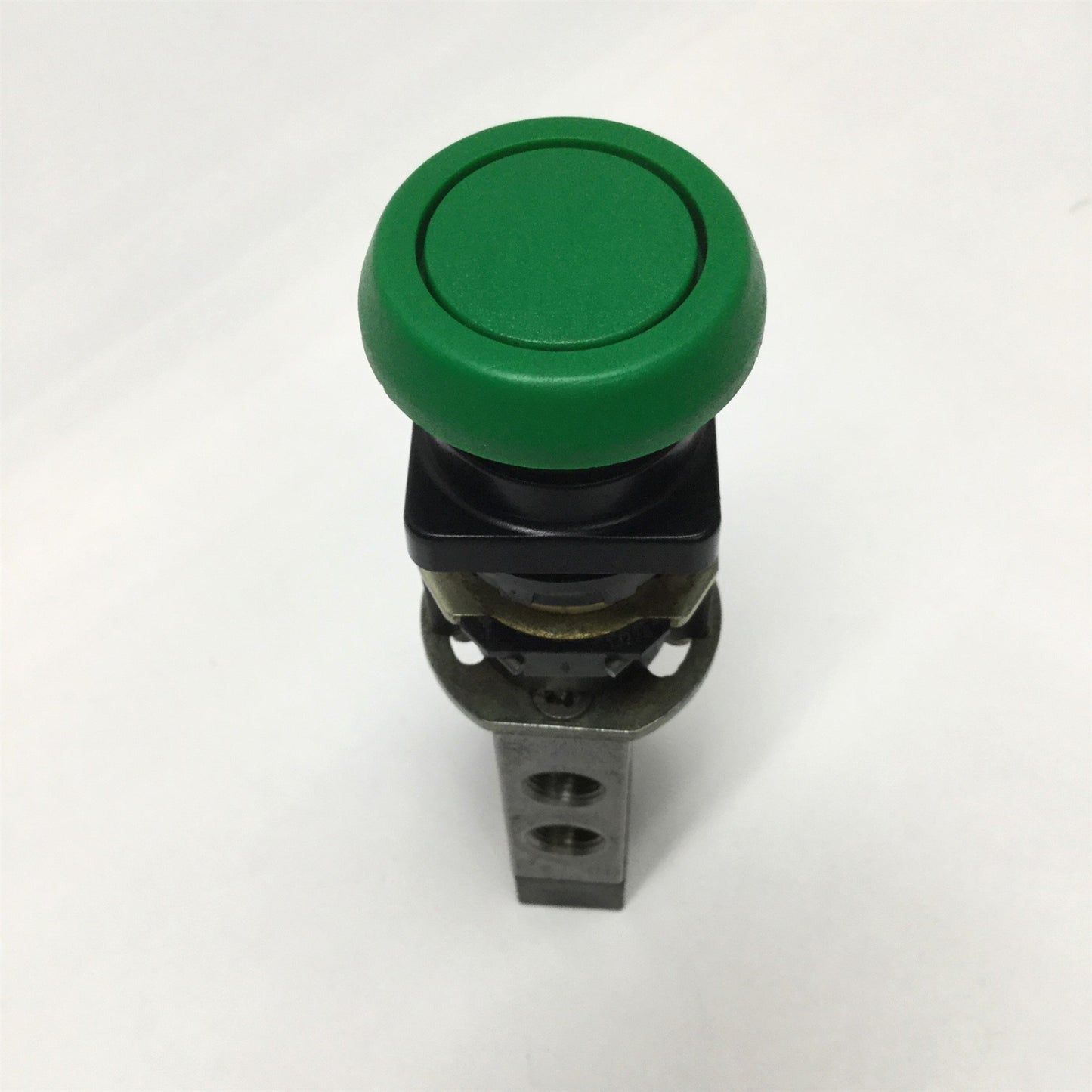 Used Bosch Rexroth 0820402025 Mechanical Directional Valve, 2/3, Green Pushbutton