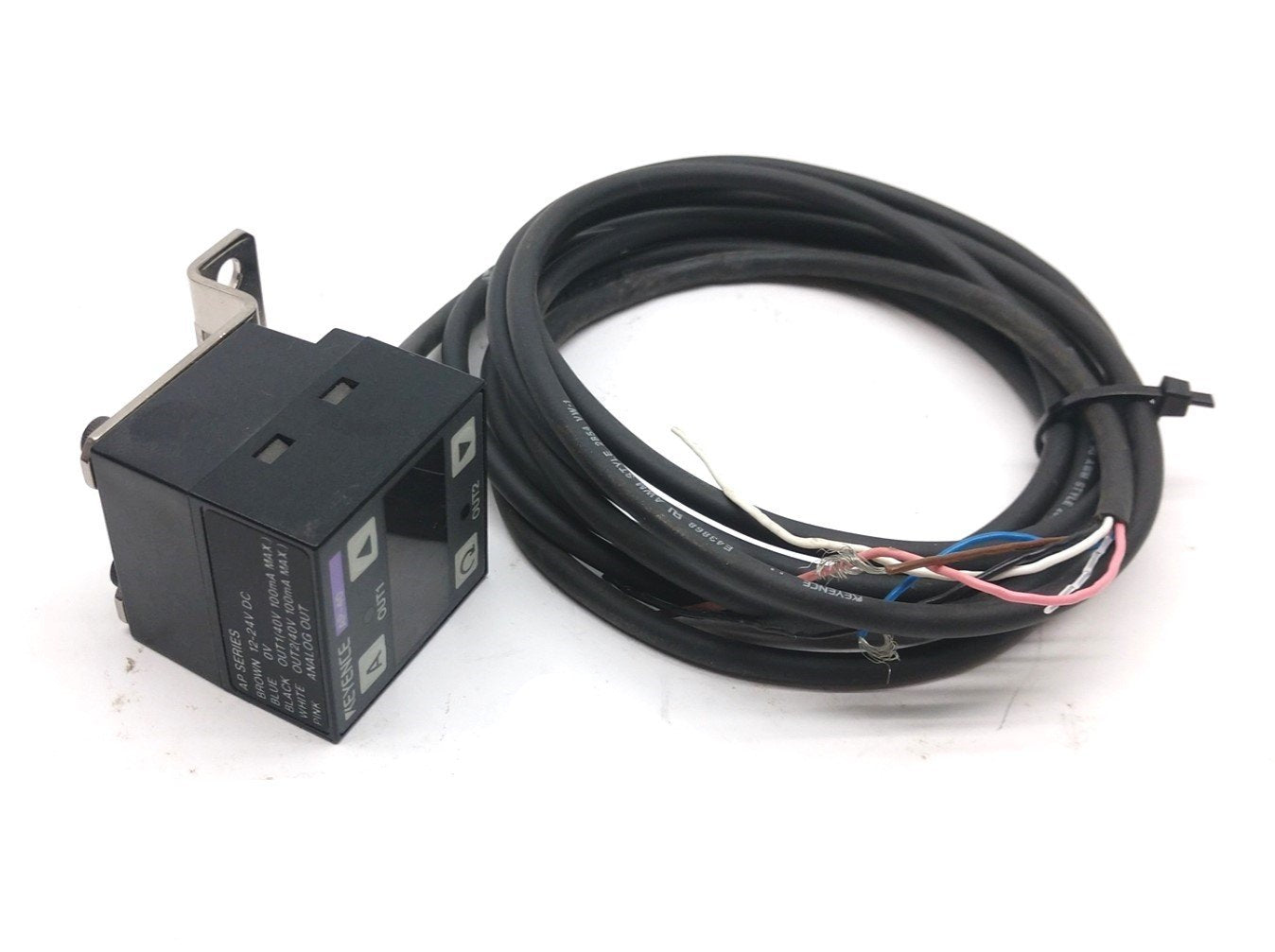 Used Keyence AP-40 Amplifier Unit, NPN, Response Time: 2.5/5/100/500 ms, Output: 1-5V
