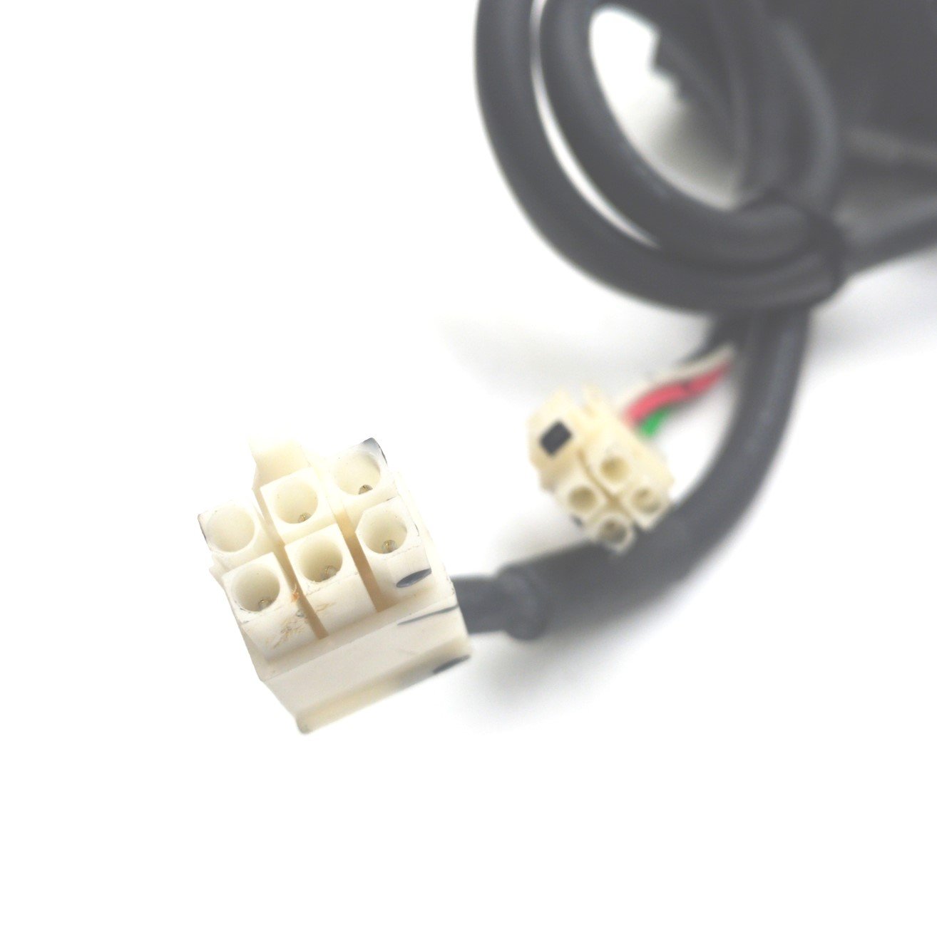 Used Omron R88M-G05030H-S2 AC Servo Motor, .05kW, 3000RPM, .16Nm, 40mm Flange, 43VAC