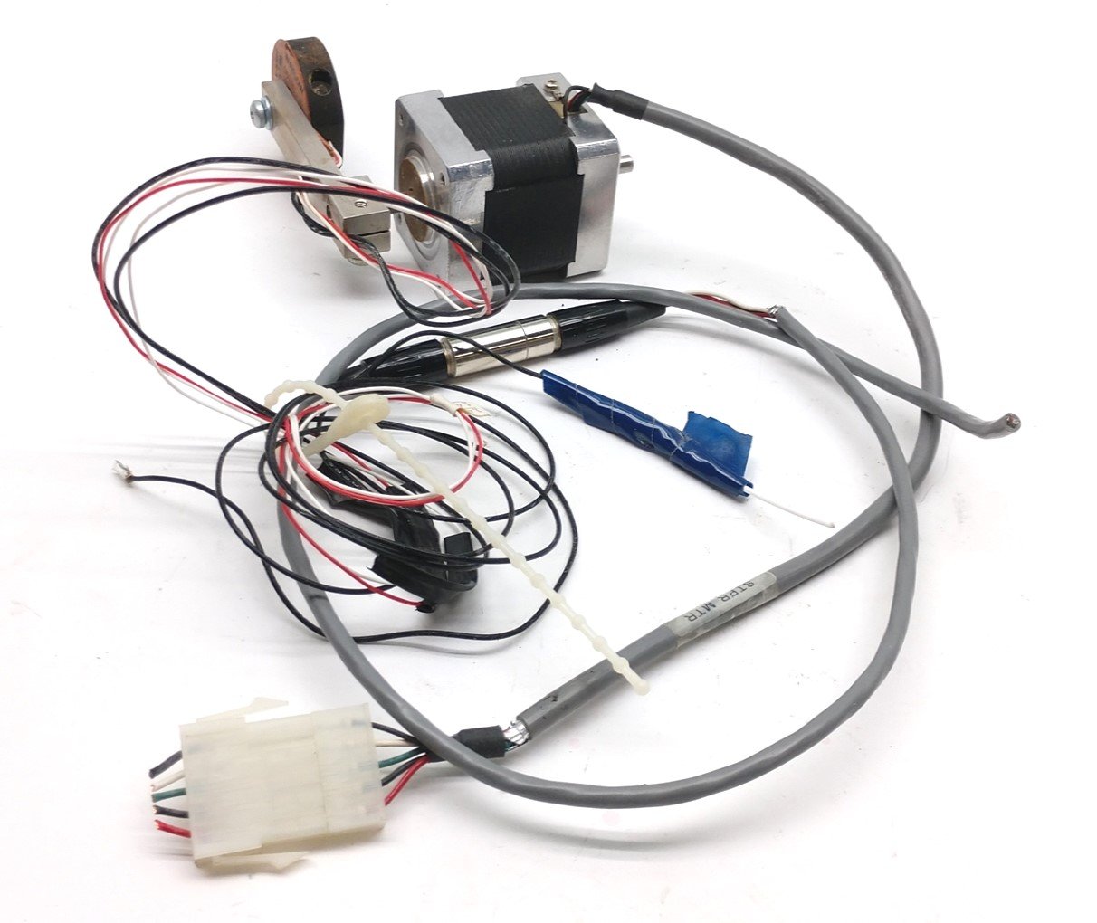 Used EAD LH1719-M150R11 Stepping Motor, Current: 3.7A, 1.8 Degrees/Step, Shaft: 5mm