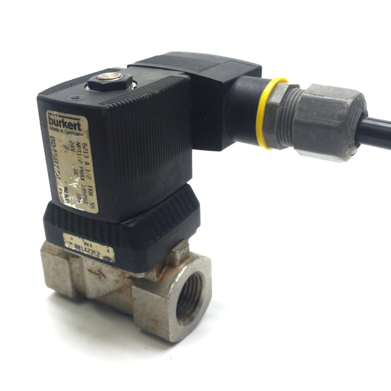 Used Burkert 6213 458740 W17LP Solenoid Valve, NC, 2-Way, 1/2"NPT, 145PSI, 24VDC