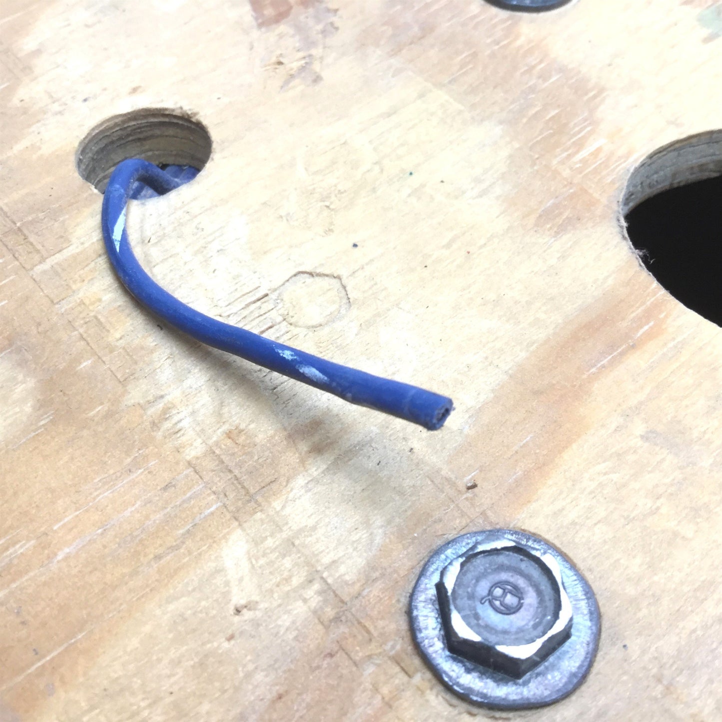 New – Open box Tinned Copper Electrical Wire, Length: ~4900 ft, 16AWG, 26 Strands, Rating: 600V