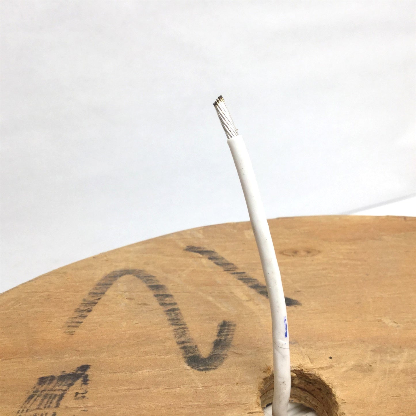 New – Open box Silver Plated Copper Electrical Wire, 12AWG, 300V, Length: ~1000ft