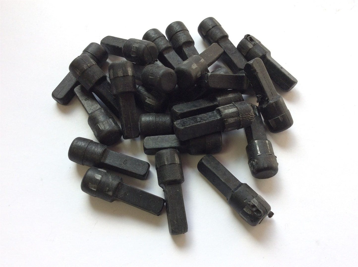 Used Lot of 25 Bosch Rexroth 3842535620 40mm Bolt Connector for 10mm T-Slot Extrusion
