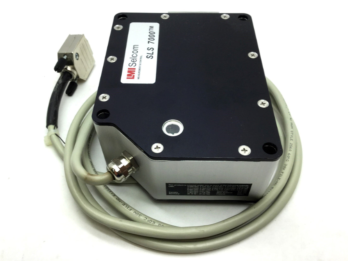 For parts or not working LMI SLS7000 Laser Triangulation Sensor System Wavelength 675nm Range 1mm *Parts*