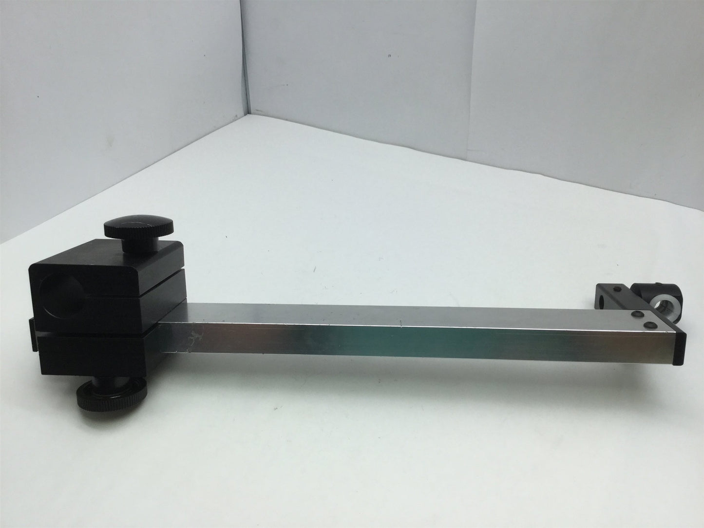 Used Microscope Stereoscope Boom Arm Mount, Rod Diameter: 1.2" (31mm) L: 18"