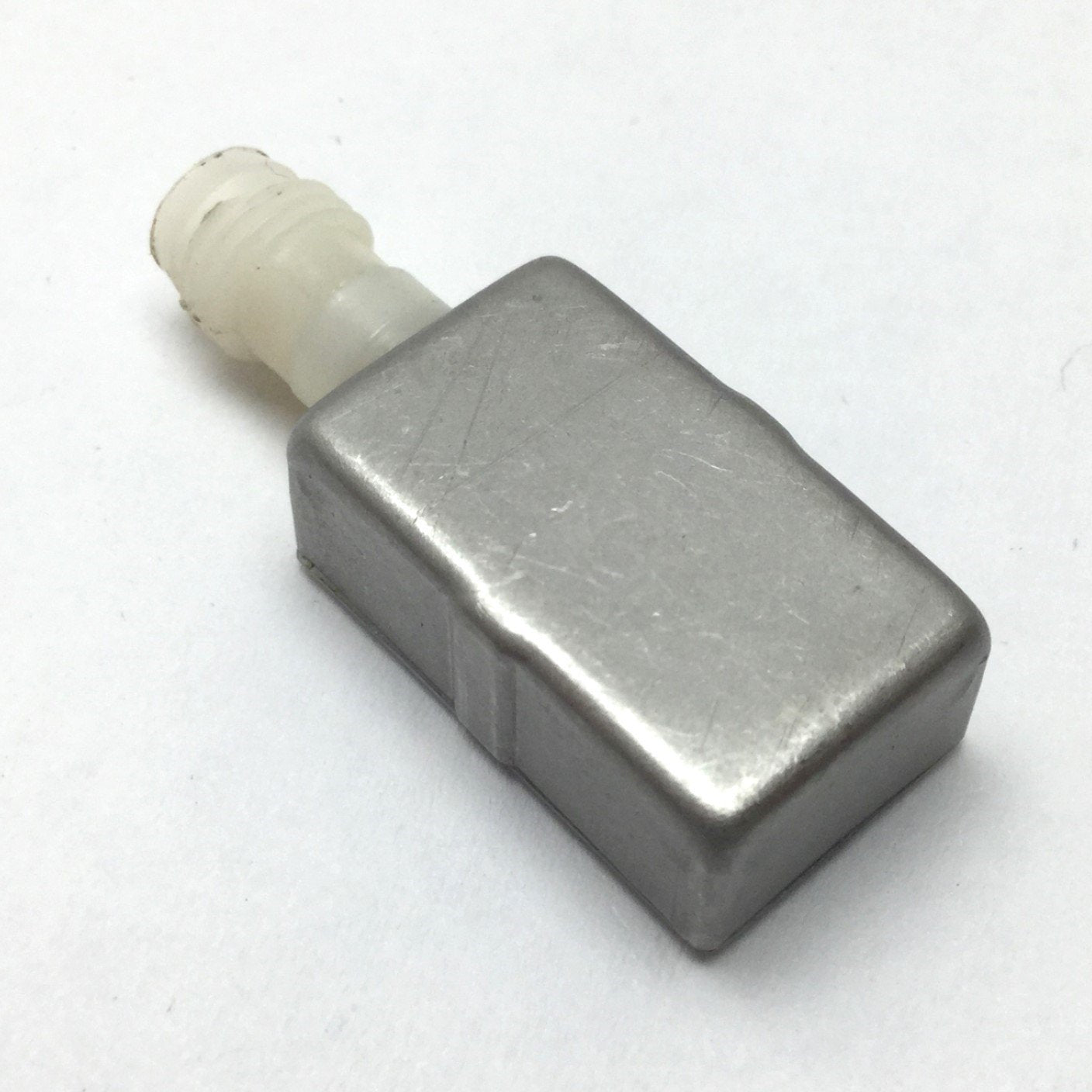 Used Robohand 851-400-332 Sensor, Voltage: 6-24V, Current: 0.5A, Watts: 12W, 3-Pin