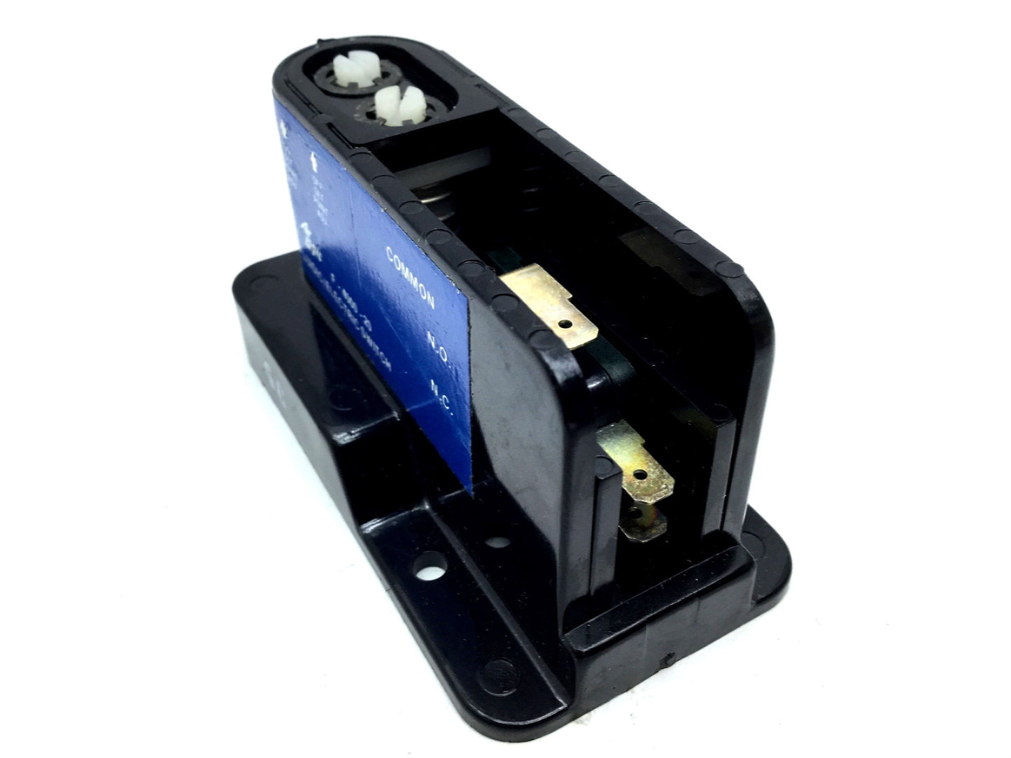 New Air Logic F-4000-20 Fluid/Electric Switch, Contacts: 1 NO 1 NC