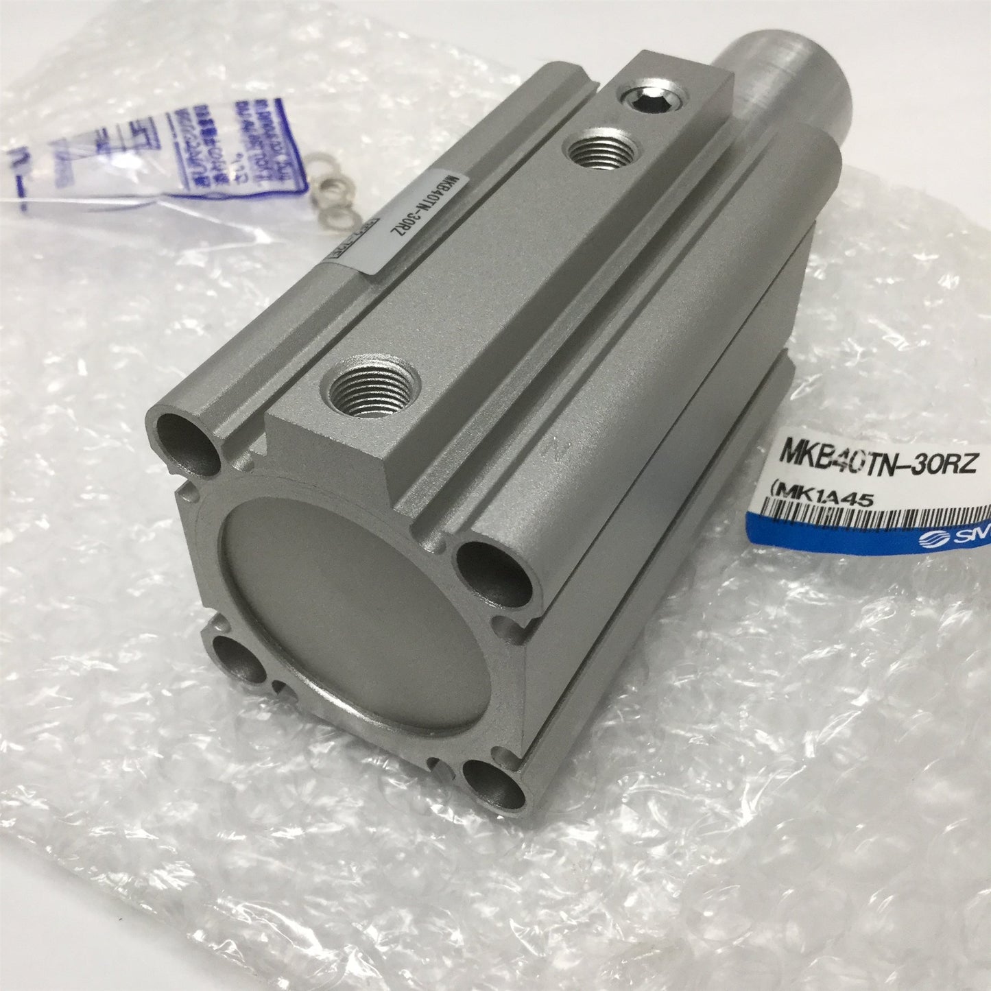 New SMC MKB40TN-30RZ Rotary Clamp Cylinder 40mm Bore, 30mm Stroke, 1/8NPT, Clockwise