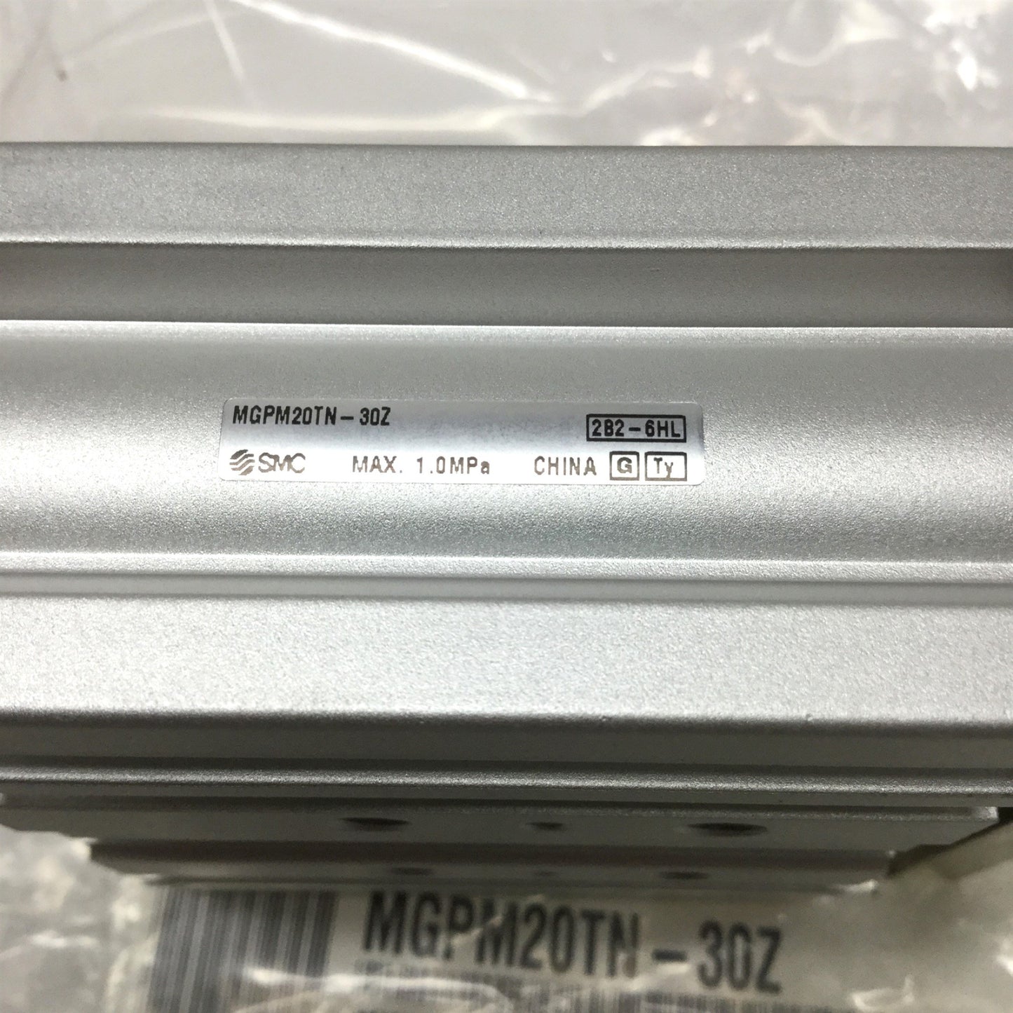 New SMC MGPM20TN-30Z Compact Guide Cylinder Slide Bearing 20mm Bore, 30mm Stroke