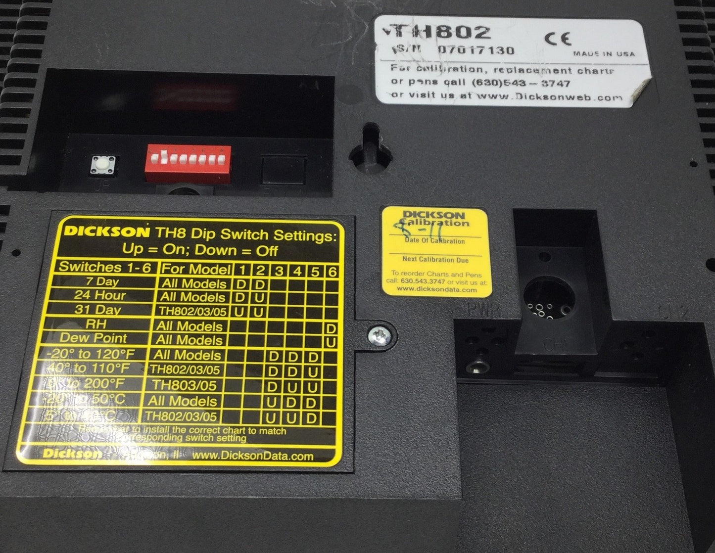 Used Dickson TH802 Temperature and Humidity Chart Recorder, Chart: 8" w/Alarm Option
