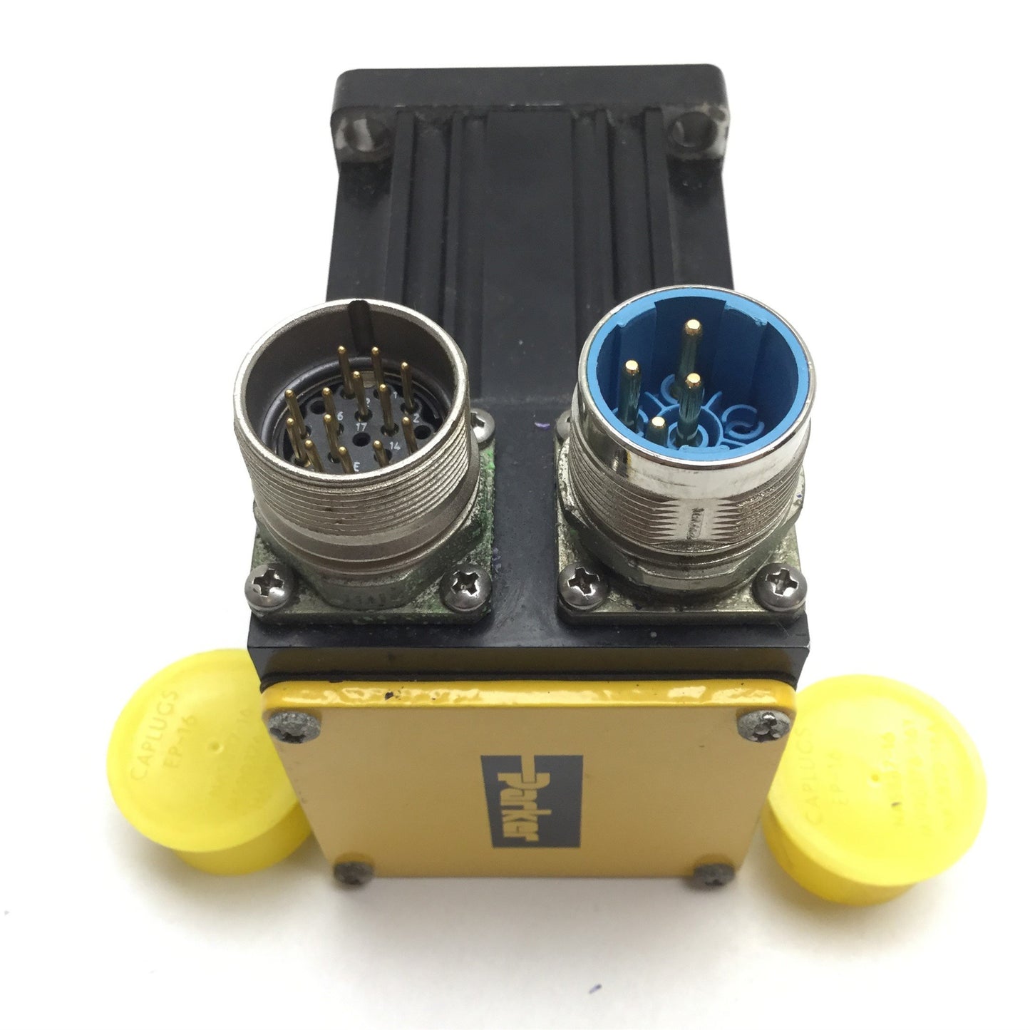 Used Parker SM231AQ-NPSN Servo Motor, NEMA 23 3/8" Shaft, 3.8 lb-in Torque, 170V 2.1A