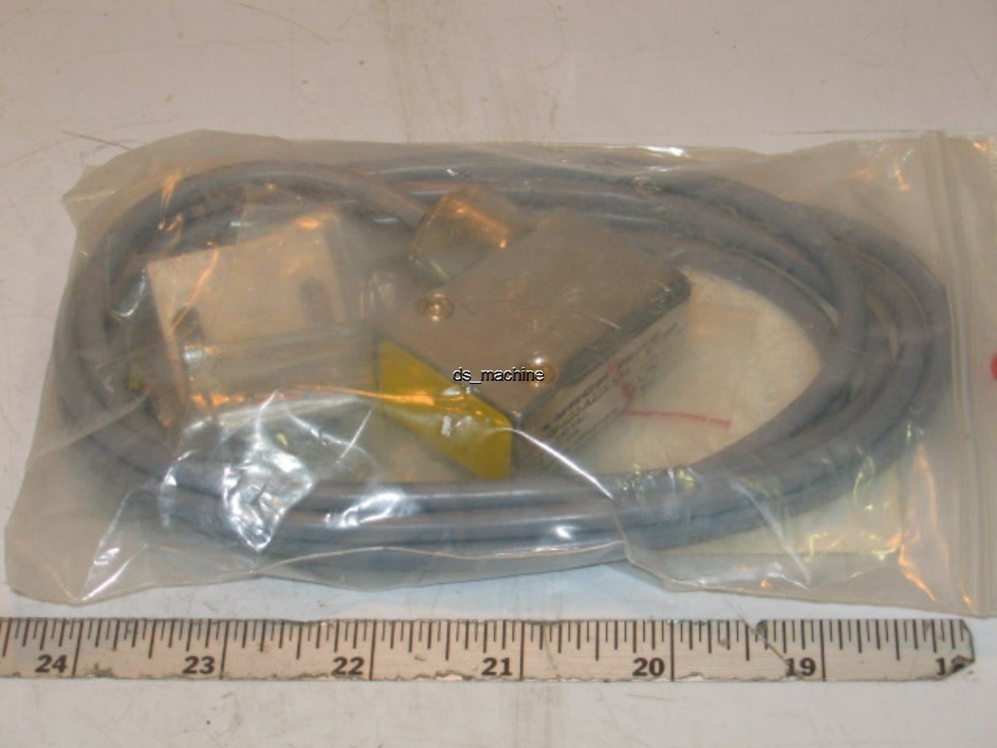 New Turck BIM-A23-AZ3X/S34 W/KLU-2 Inductive Proximity Sensor 20-250v NO 1346091