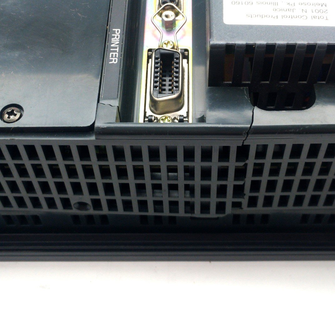 Used TOTAL CONTROL QPI11100E2P Operator Interface, 8.9", 120VAC *Cracked Housing*