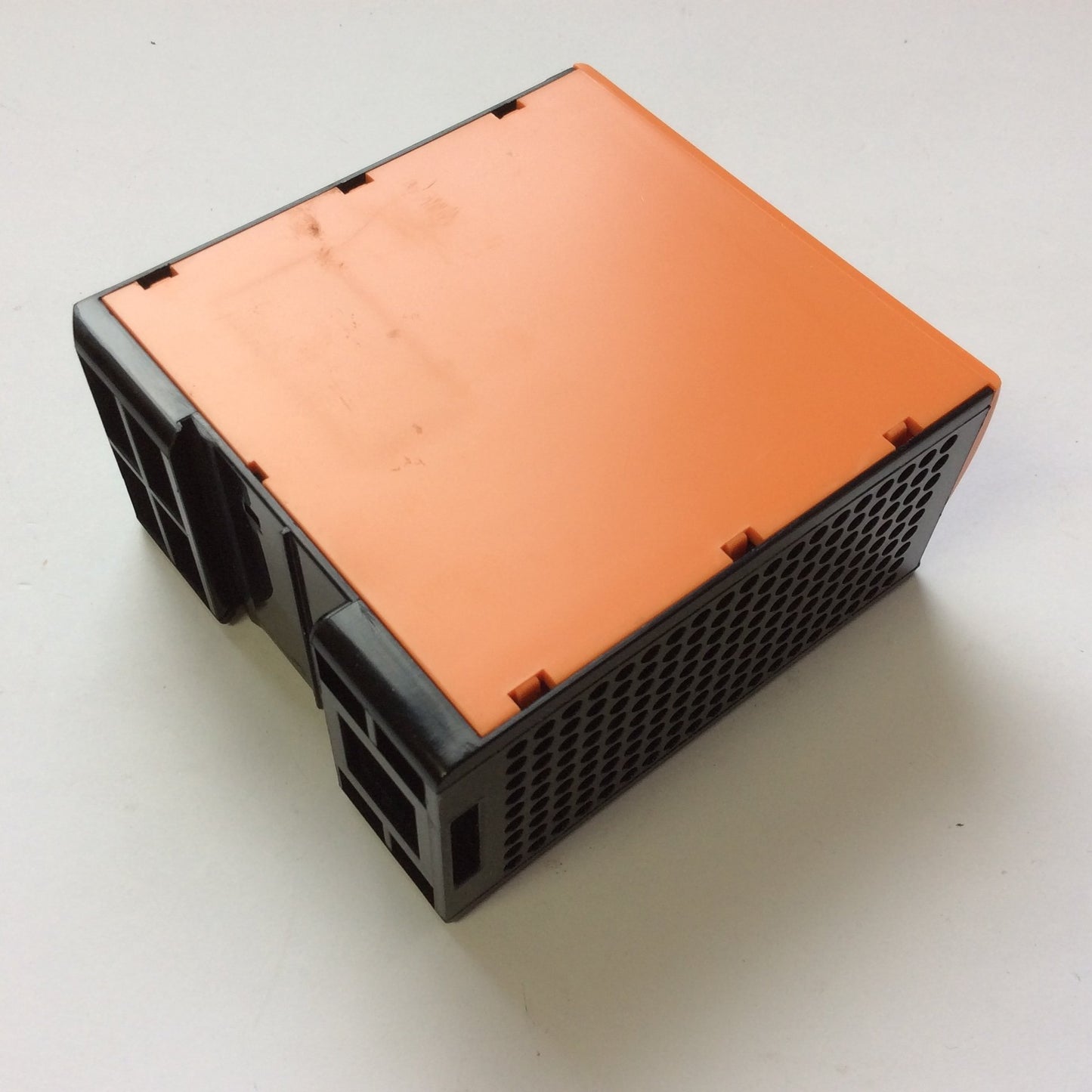 Used IFM DN1030 Switched-Mode Power Supply Input 100-240VAC Output 24VDC Missing Clip
