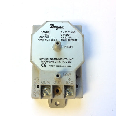 Used Dwyer 668-7 Differential Pressure Transmitter 0-25.0" WC, 24VDC 4-20 mA Output