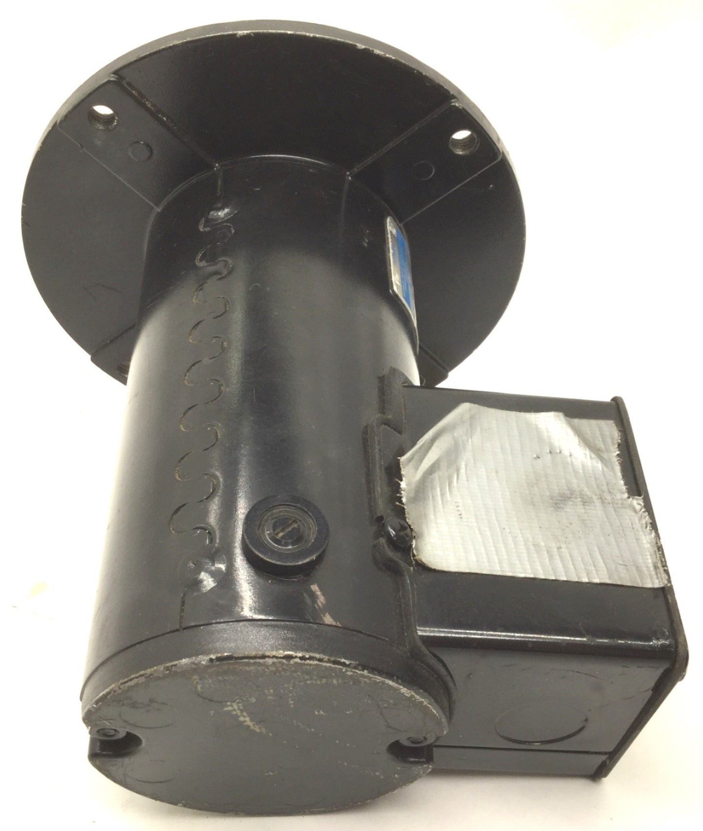 Used Leeson GM34D17NC6B Permanent Magnet Motor 1750 RPM, 90V, Fr: 34, 1.7A, 1/6 HP