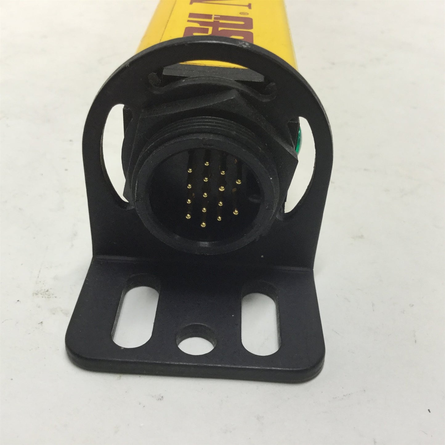 Used STI MS4332BX MiniSafe-B Safety Light Curtain XMTR Transmitter 32", 1-30ft Range