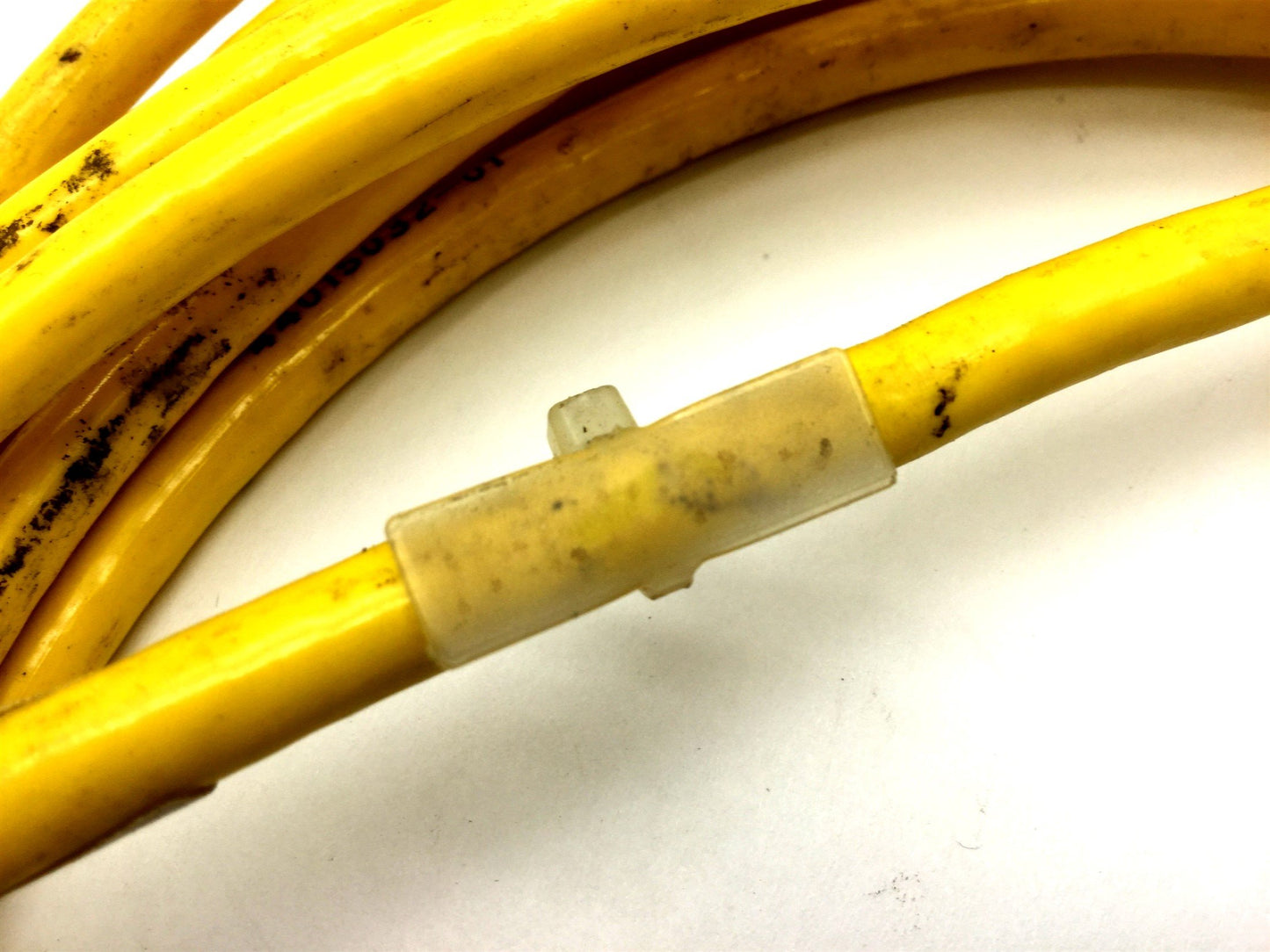 Used Parker 71-015018 Motor Feedback Cable, MS Round 18-Pin, 17' Long