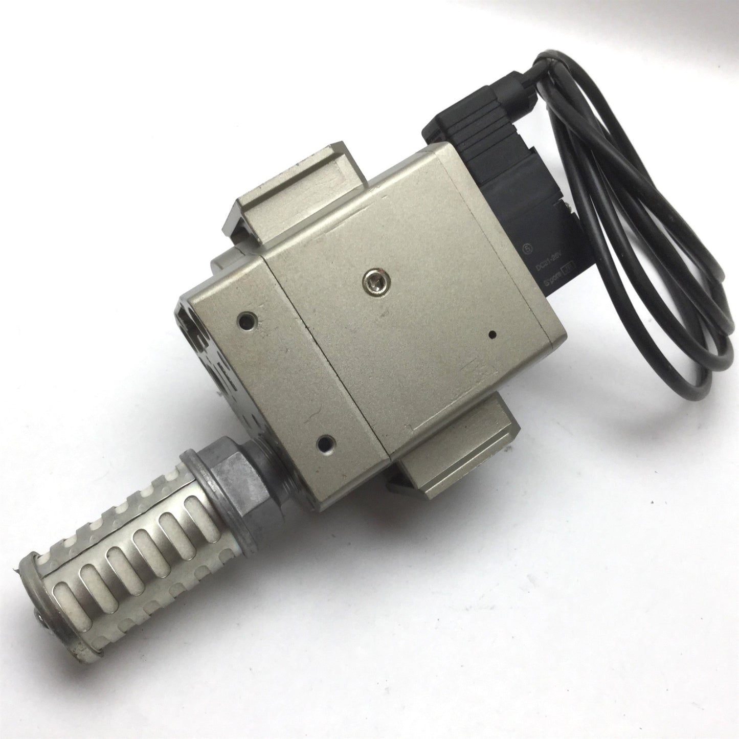 Used SMC EAV5000-F06-5YZ-Q Soft Start Valve, Voltage: 24VDC, Pressure: 0.2-1.0MPa