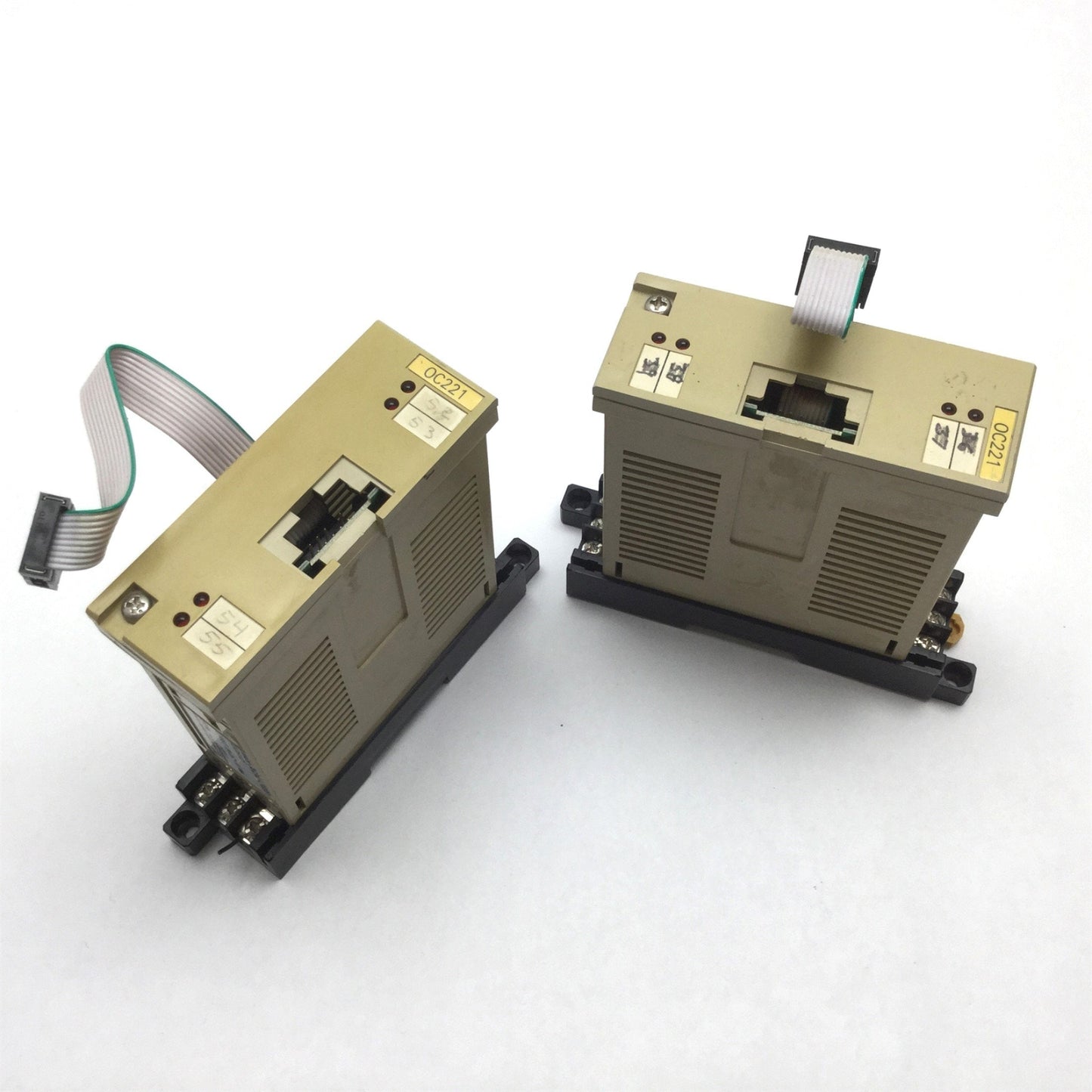 Used Lot of 2 Omron 3G2A3-OC221 PLC I/O Output Module, 4x Outputs, Rating: 250VAC 2A