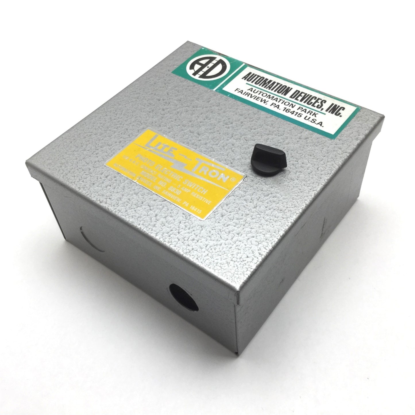 Used Automation Devices Inc 8830 Photoelectric Switch, Contact Rating: 120VAC 5A