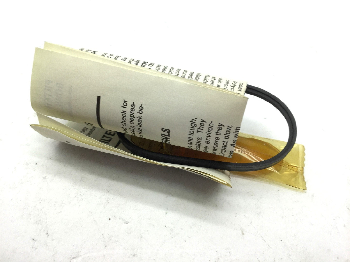 New – Open box Parker PS125 Pneumatic Poly Bowl Pressure: 150 PSI Twist Drain