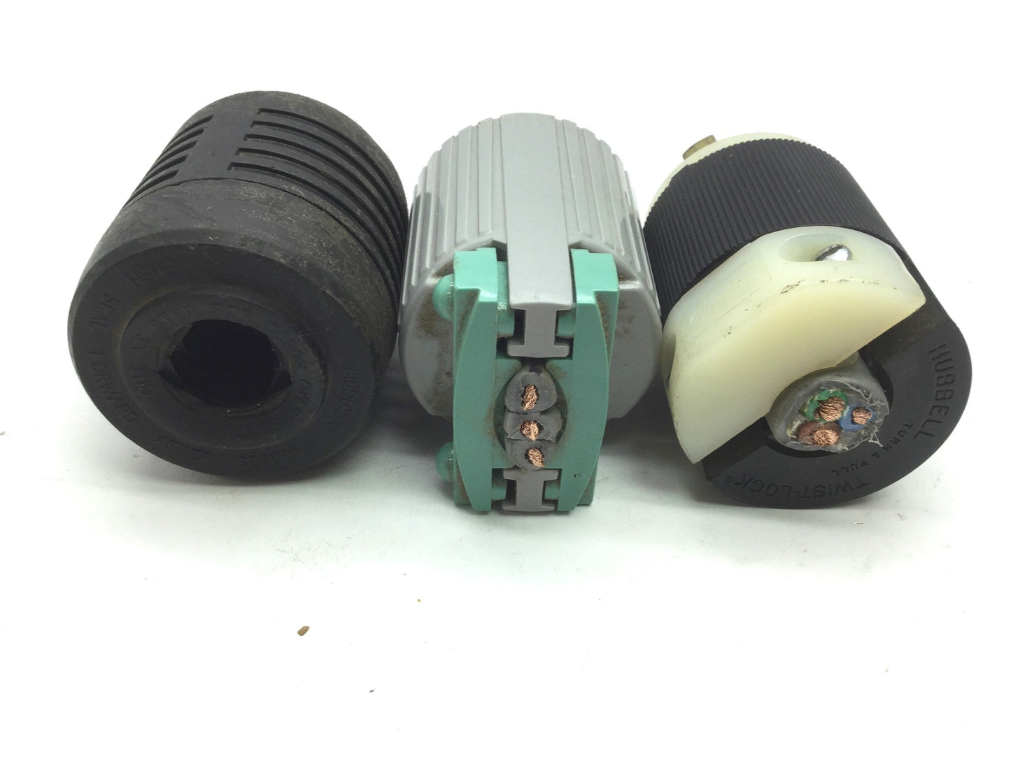 Used Lot of 3 Twist-Lock Turn & Pull Plugs Male 30A 125VAC Eagle Pass Seymour Hubbell