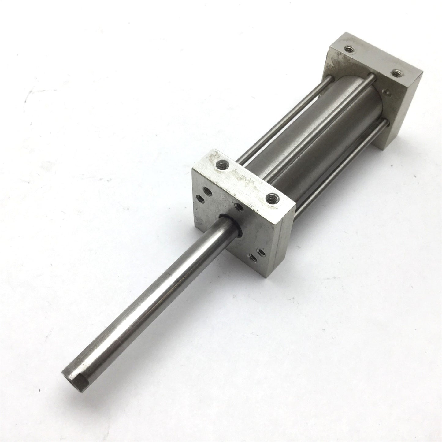 Used Bimba FSD-042.5 Pneumatic Cylinder, Bore: 0.75", Stroke: 2.5", Ports: 10-32
