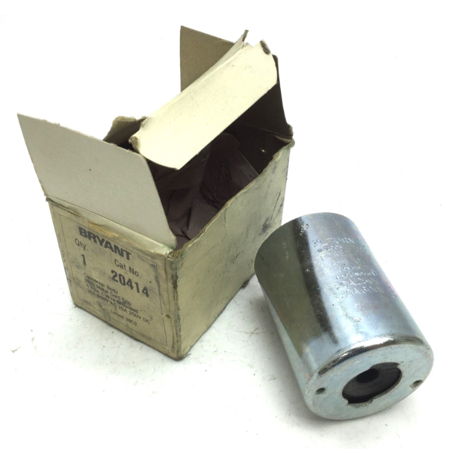 New Bryant 20414 Power Lock Armored Locking Non-Nema 20A 250VDC 30A 600VAC