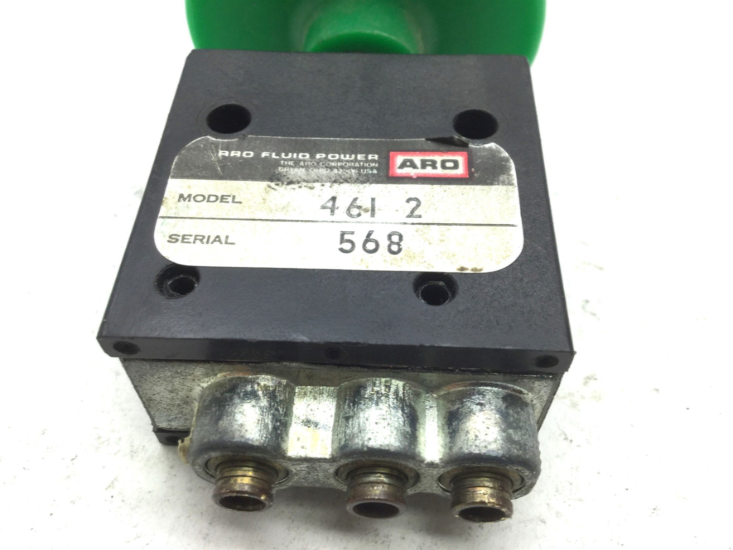 Used Aro 46I 2 Palm Push Button 2-Position 3-Way, Hose Port Diameter: 0.17"