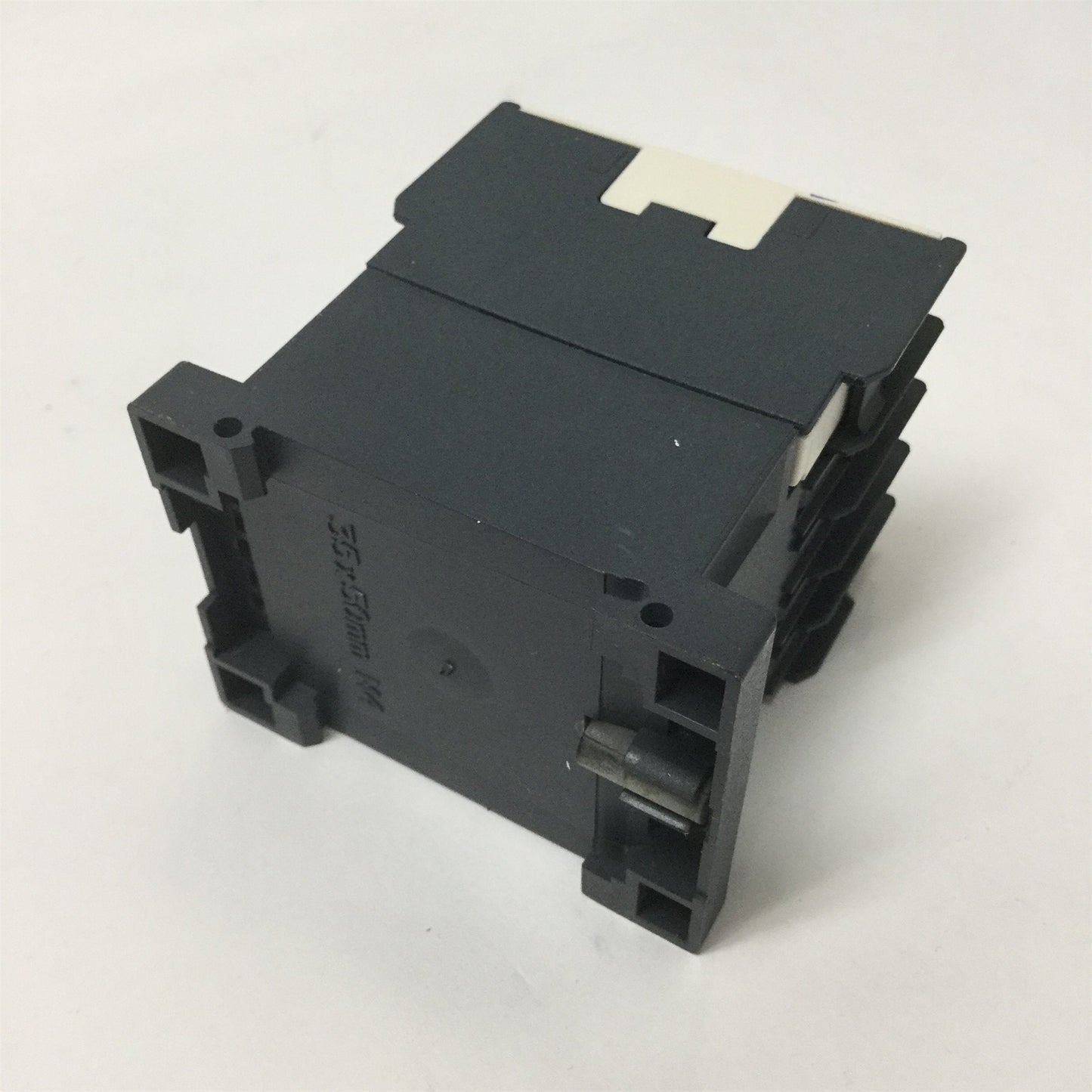 Used Telemecanique LP1K0610BD Contactor, 24VDC Coil, 3-Pole + N/O, 600VAC 15A