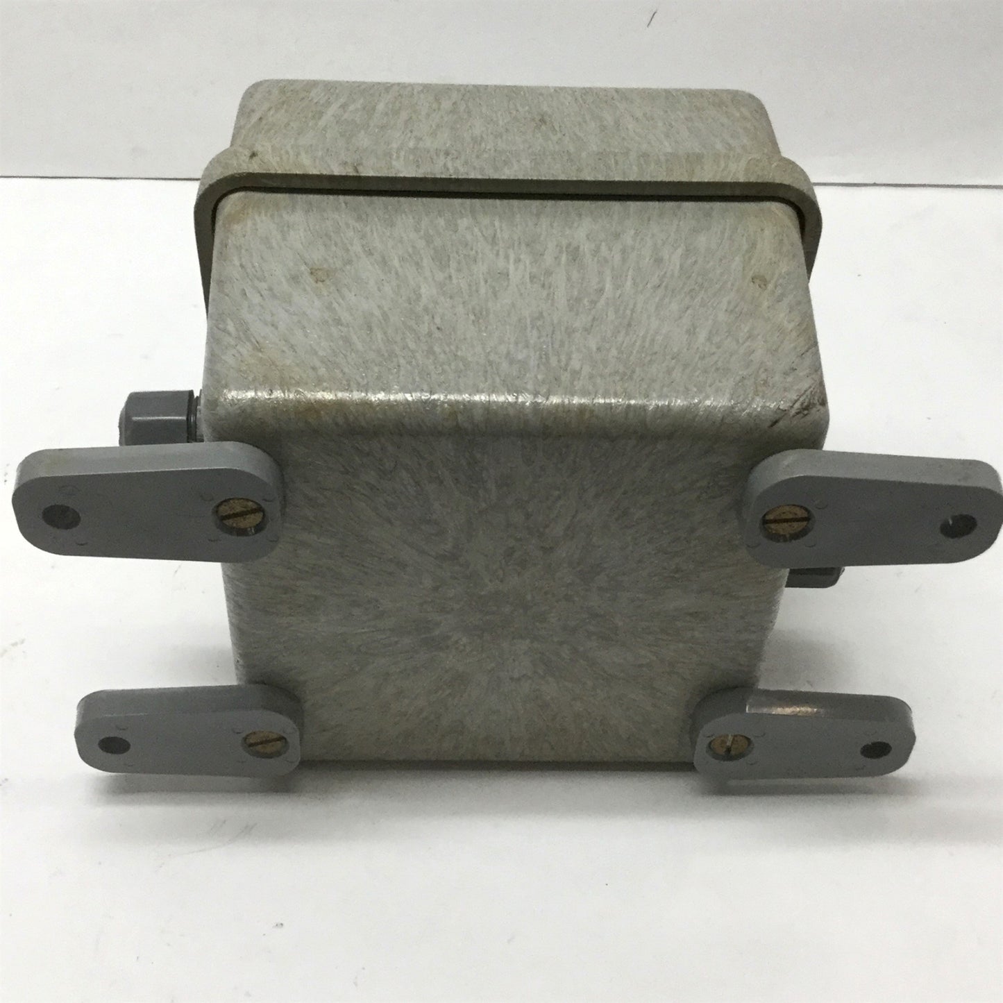 Used Carlon CS665 Circuit Safe Rain Tight JIC Enclosure Box Polycarbonate 6"x6"x5"