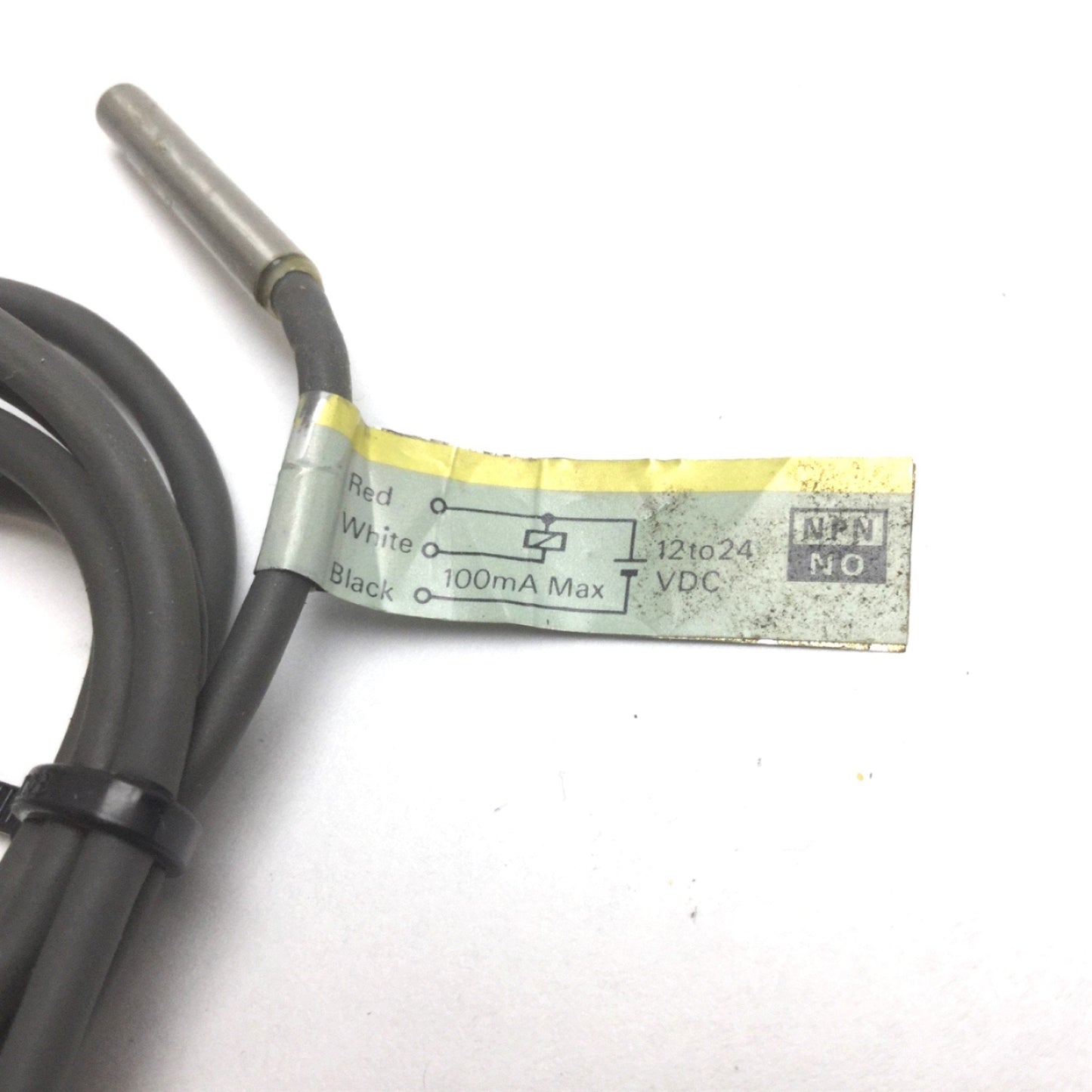 Used Omron E2E-CR8C1 Inductive Proximity Sensor, Range 0.8mm, NPN-NO, 10-30V