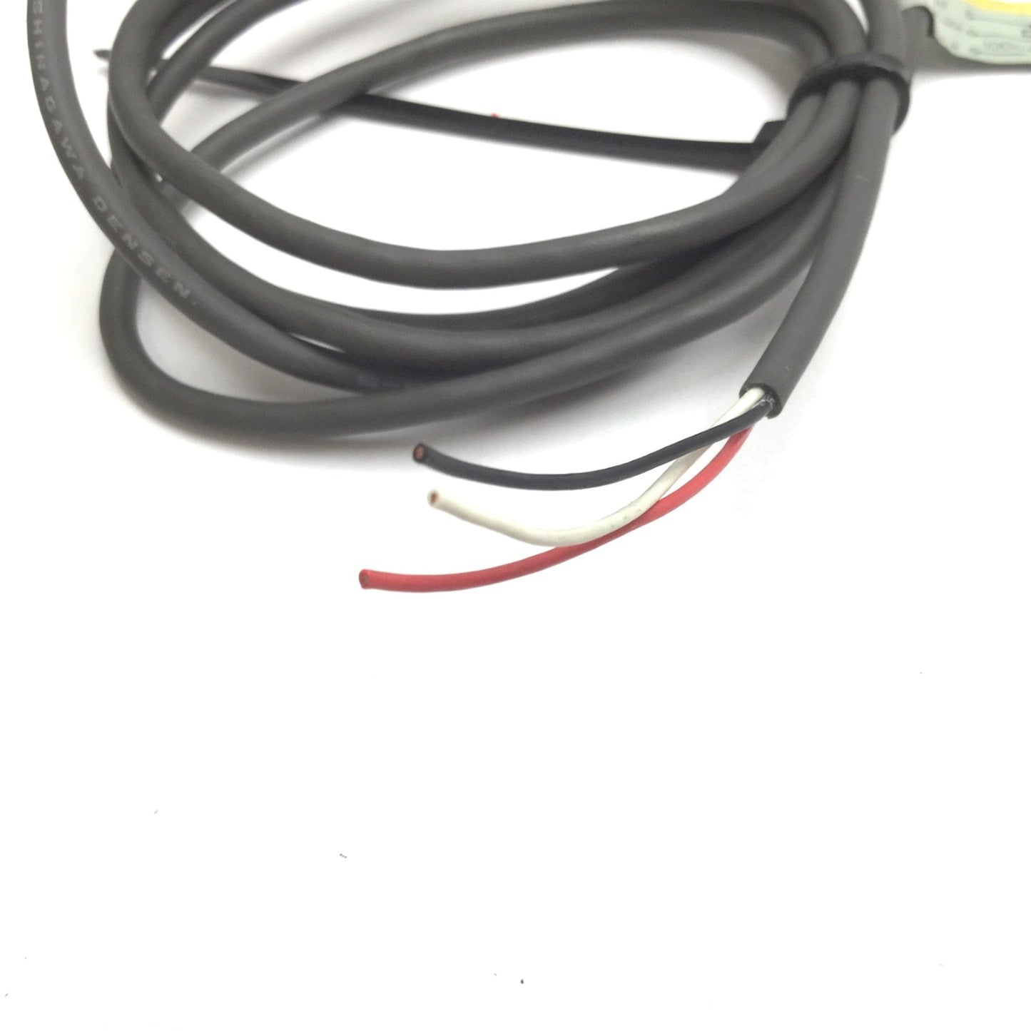 Used Omron E2E-CR8C1 Inductive Proximity Sensor, Range 0.8mm, NPN-NO, 10-30V
