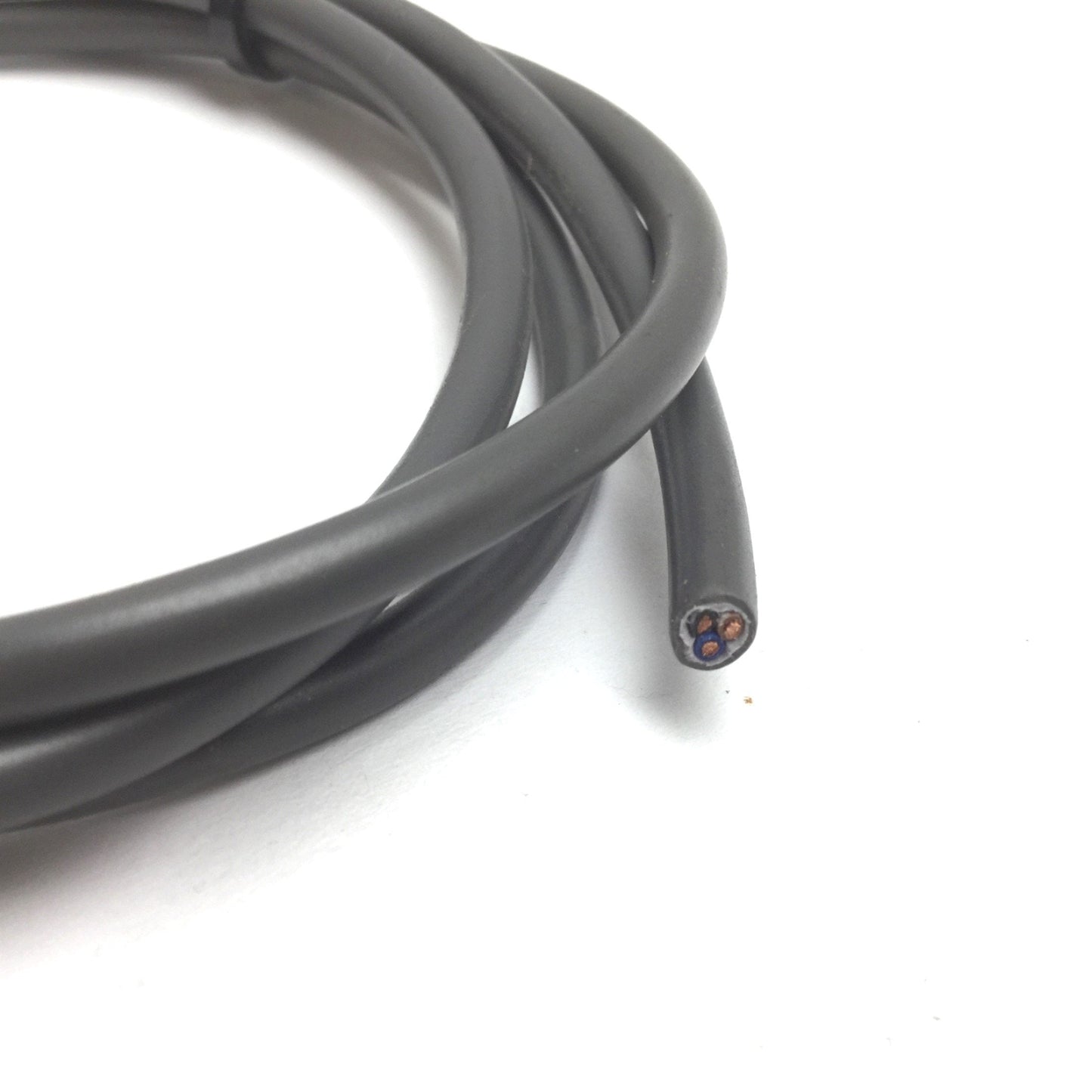 Used Omron E2E-X1R5E1 Proximity Sensor, Range: 1.5mm, Voltage: 12-24VDC, M8x1
