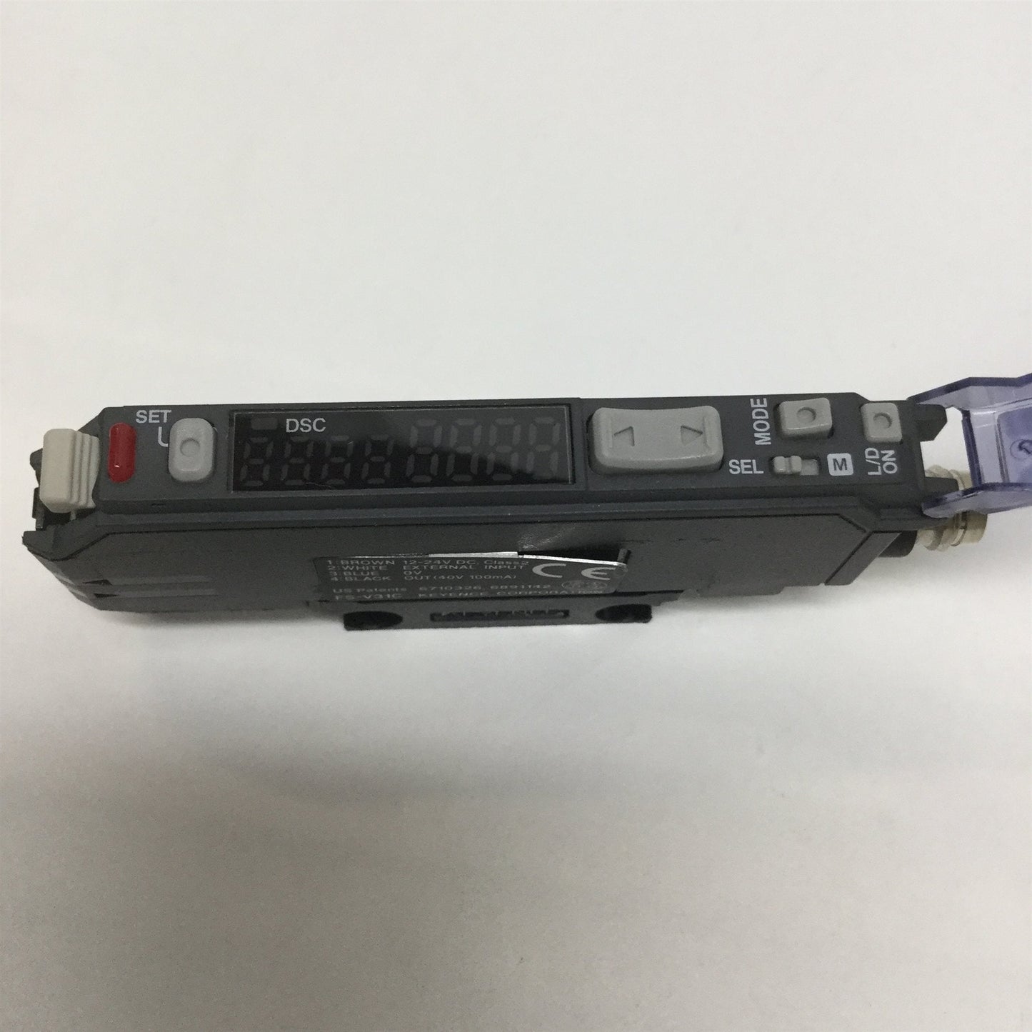 Used Keyence FS-V31C Fiber Optic Sensor Amplifier, 33æs, NPN, M8 Connector, 12-24VDC