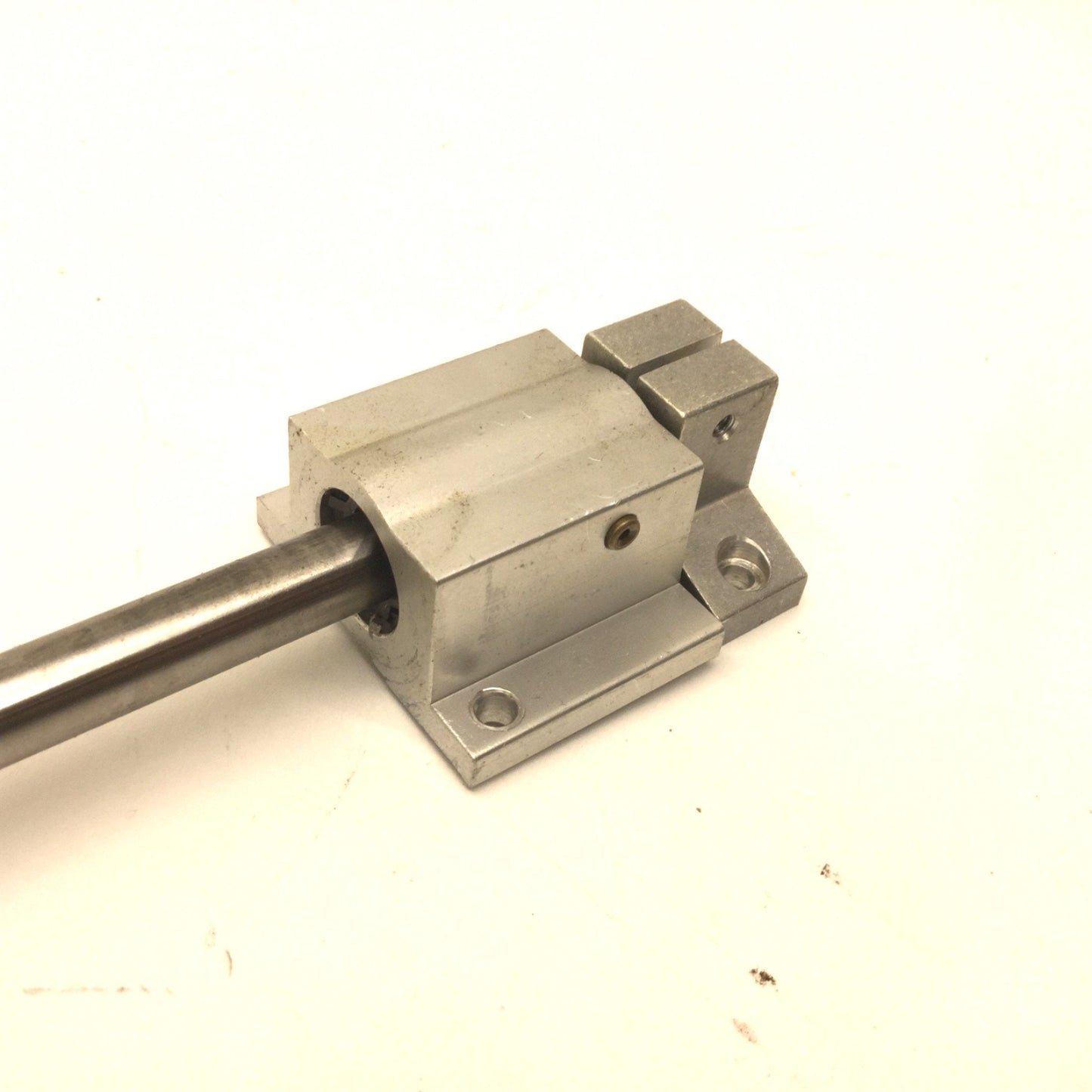 Used Thomson SPB 6 Super Pillow Block w/Rod Length: 16-1/2" x 3/8" Travel: 15-3/8"