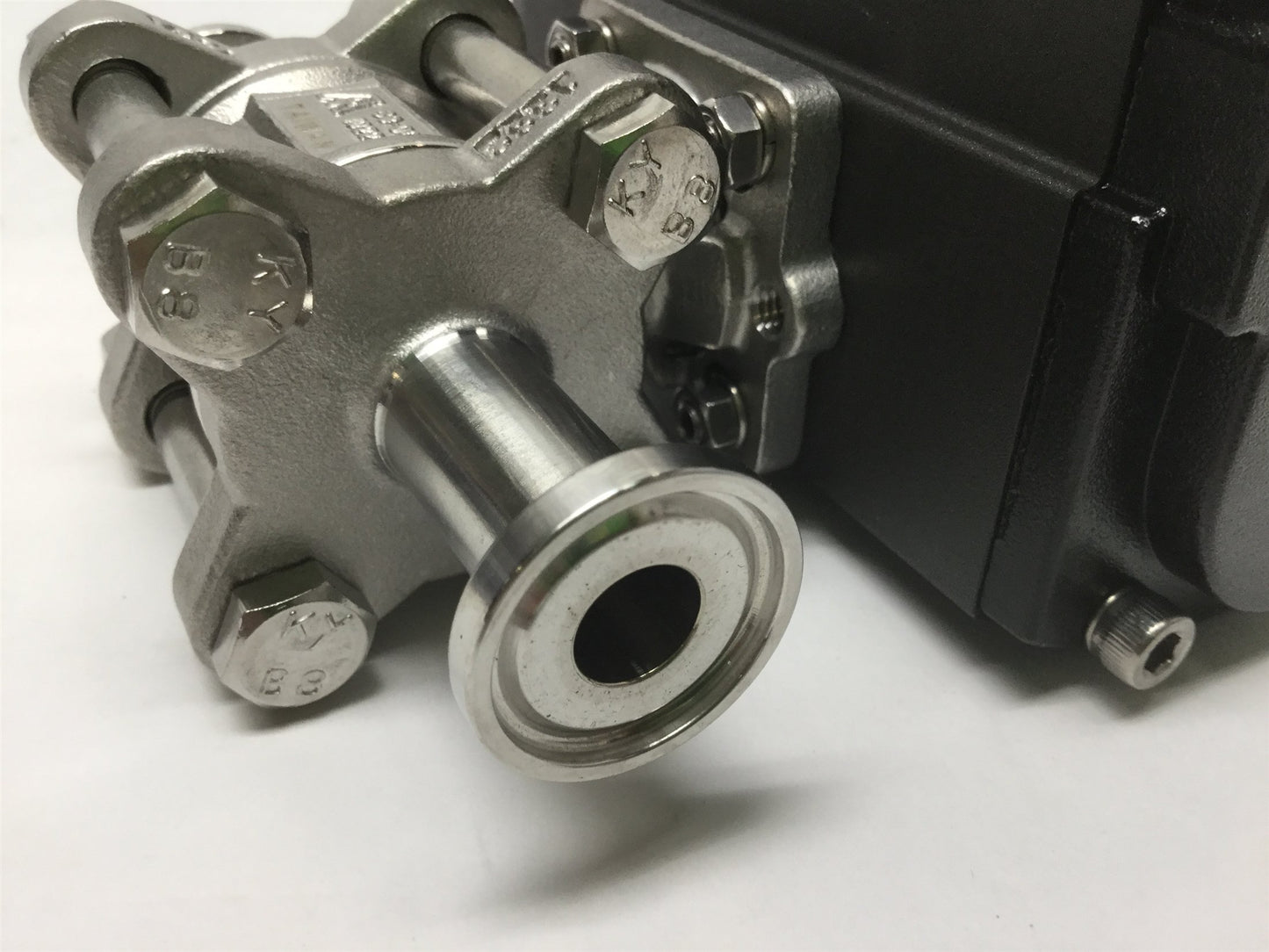 Used Dixon Bradford RP-BA-012-DA Double Acting Actuator w/ 1/2" Sanitary Ball Valve