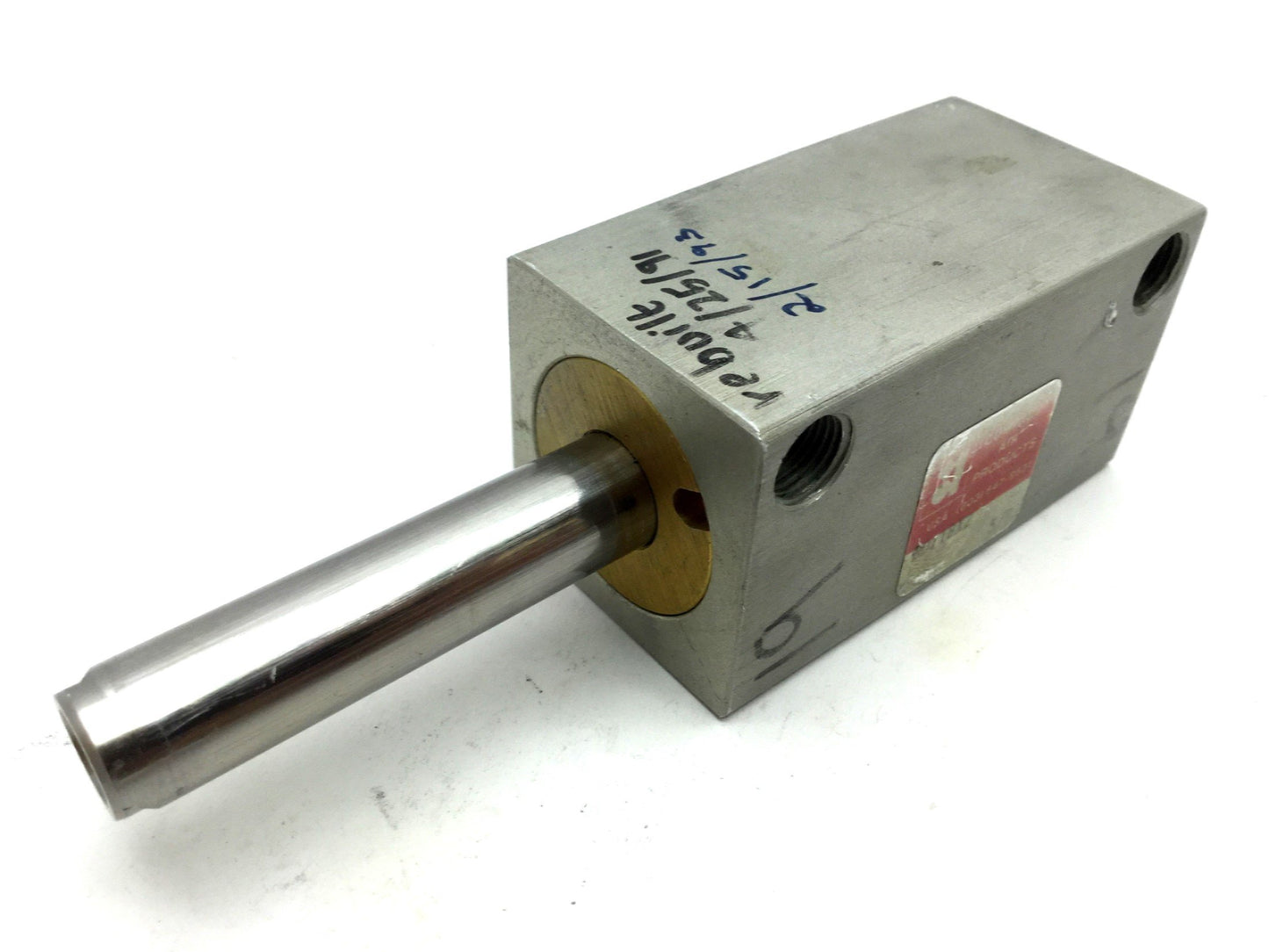 Used Compact BD118X2 Pneumatic Double End Cylinder, 1/8 NPT, Travel: 2", Bore 1-1/8"