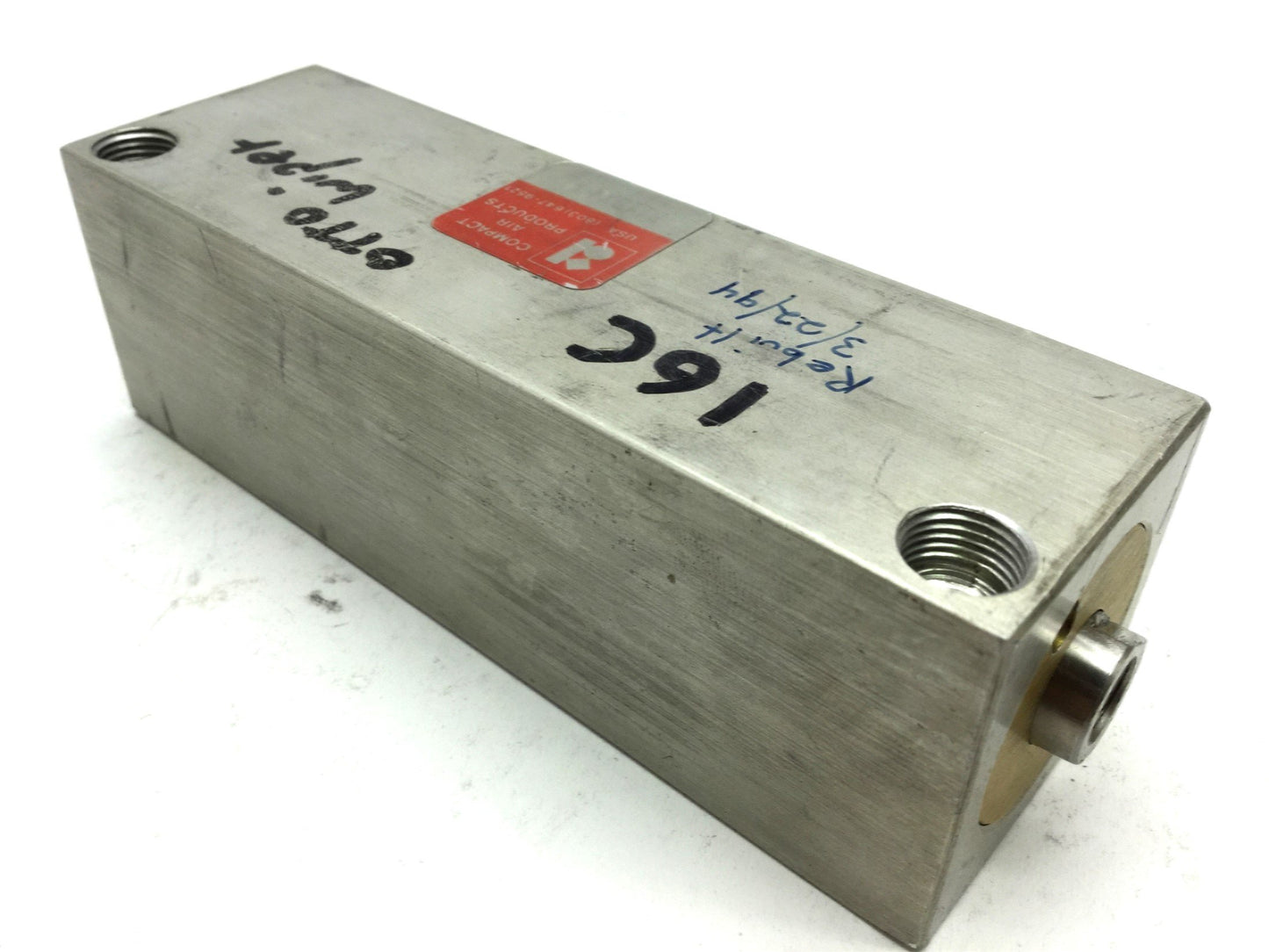 Used Compact B118X4 Pneumatic Cylinder, 1/8 NPT, Travel: 4", Bore 1-1/8"