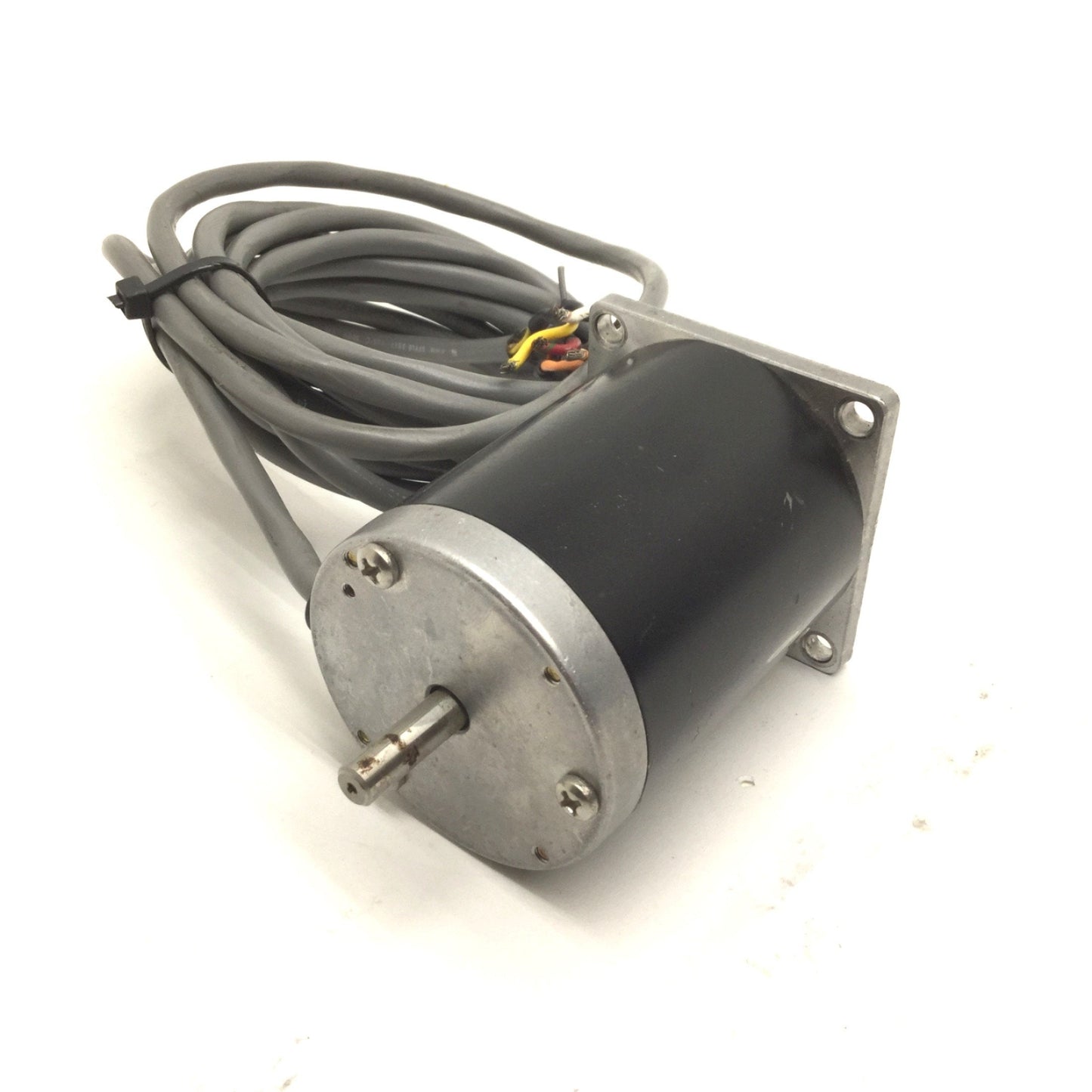 Used Applied Motion Products 5023-168D Servo Motor, 1/4" Dual Shaft, NEMA 23 Mounting