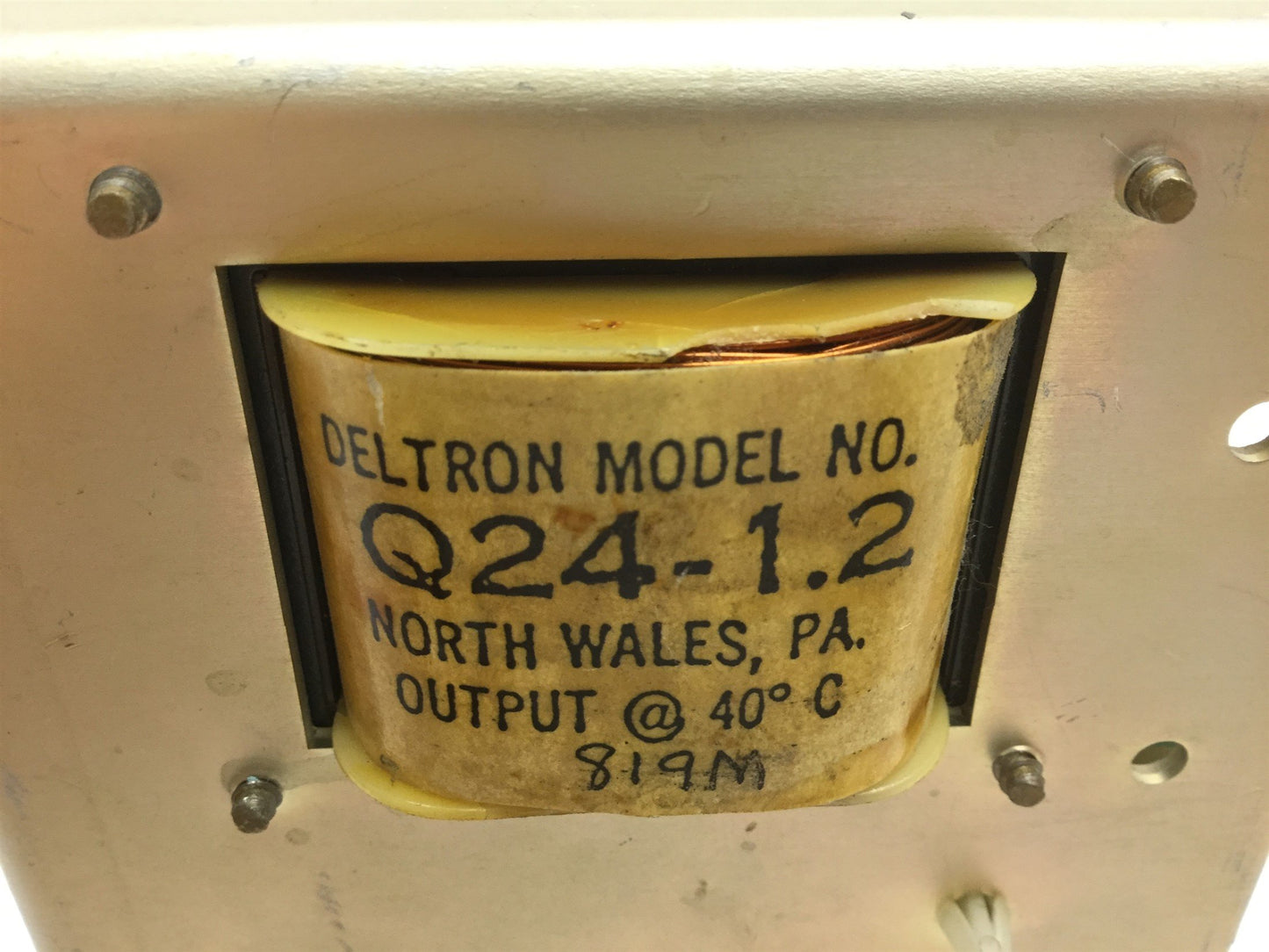 Used Deltron VQ24-1.2 Power Supply, In: 105-250VAC, Out: 24VDC 1.2A