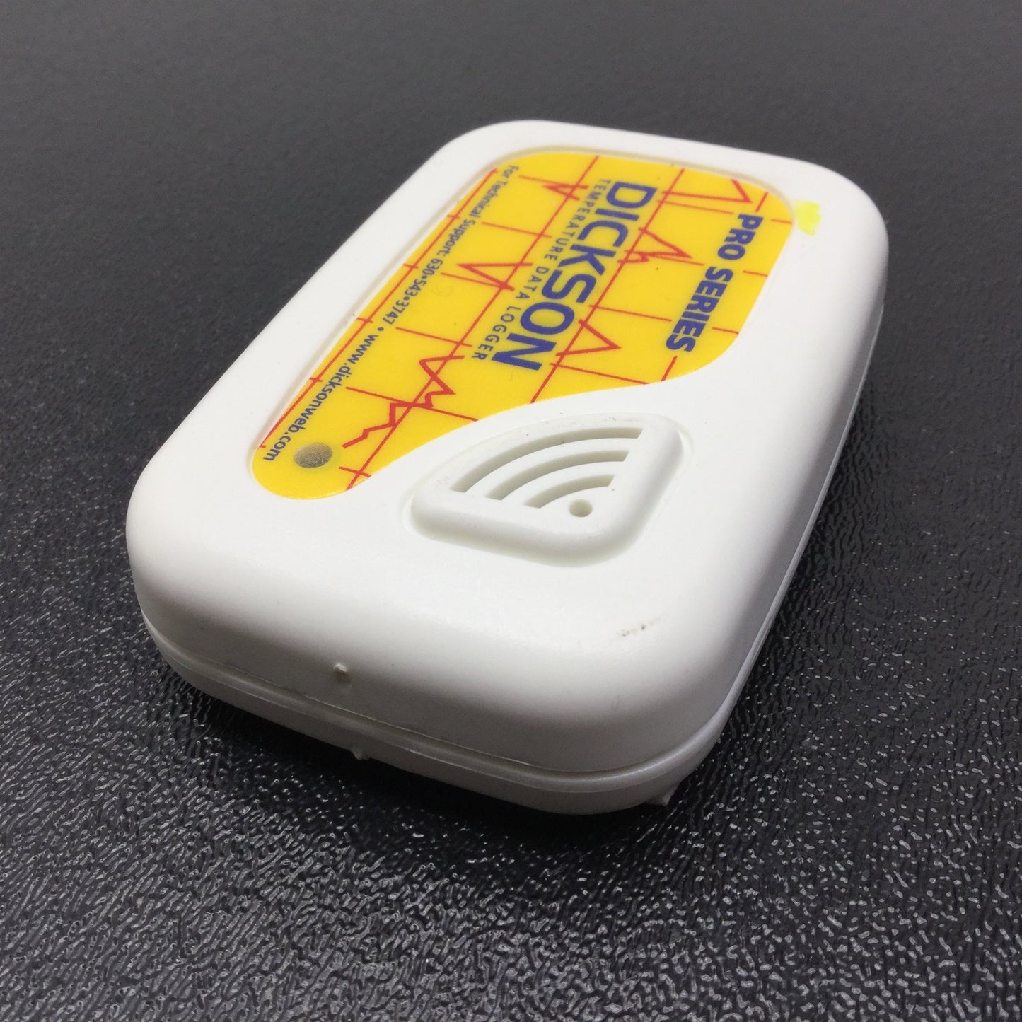 Used Dickson SP150 Pro Series Temperature Data Logger Accuracy: -/+1.8° Storage: 32KB