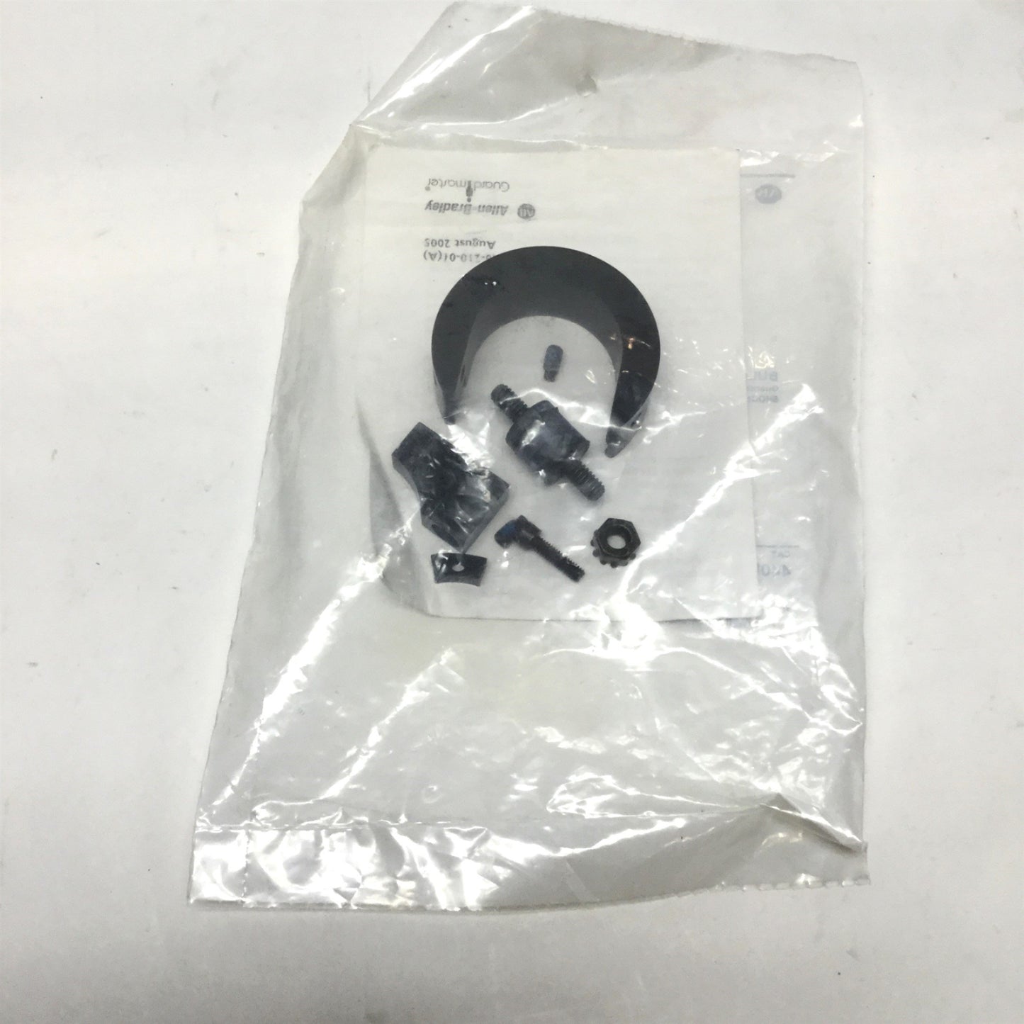New Allen Bradley 440L-AF6122 GuardShield Light Curtain Shock Mounting Bracket Kit