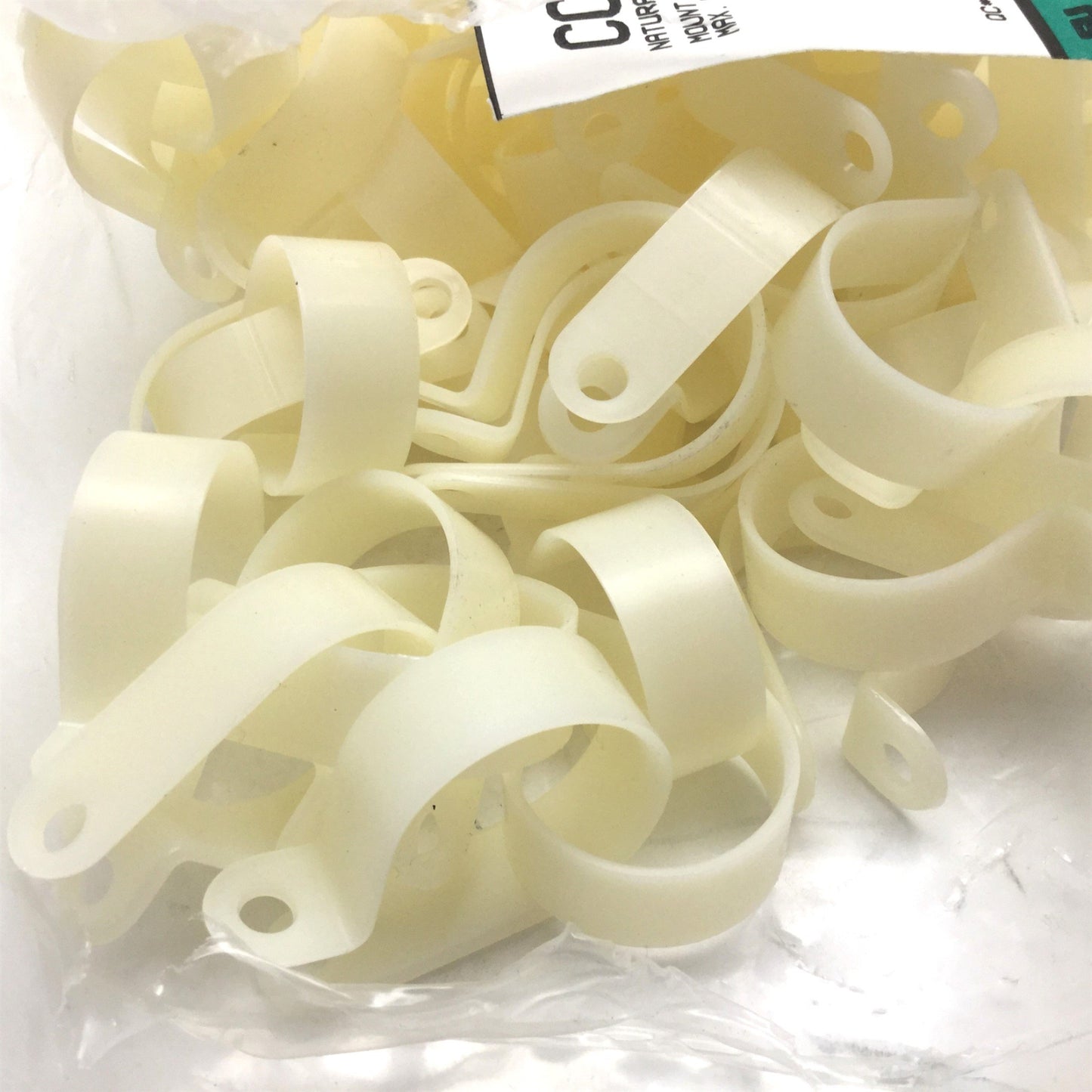 New – Open box Lot of 200 Panduit CCH100-S10-C Conduit Cable Clamp, 1" Bundle #10 Screw Hole