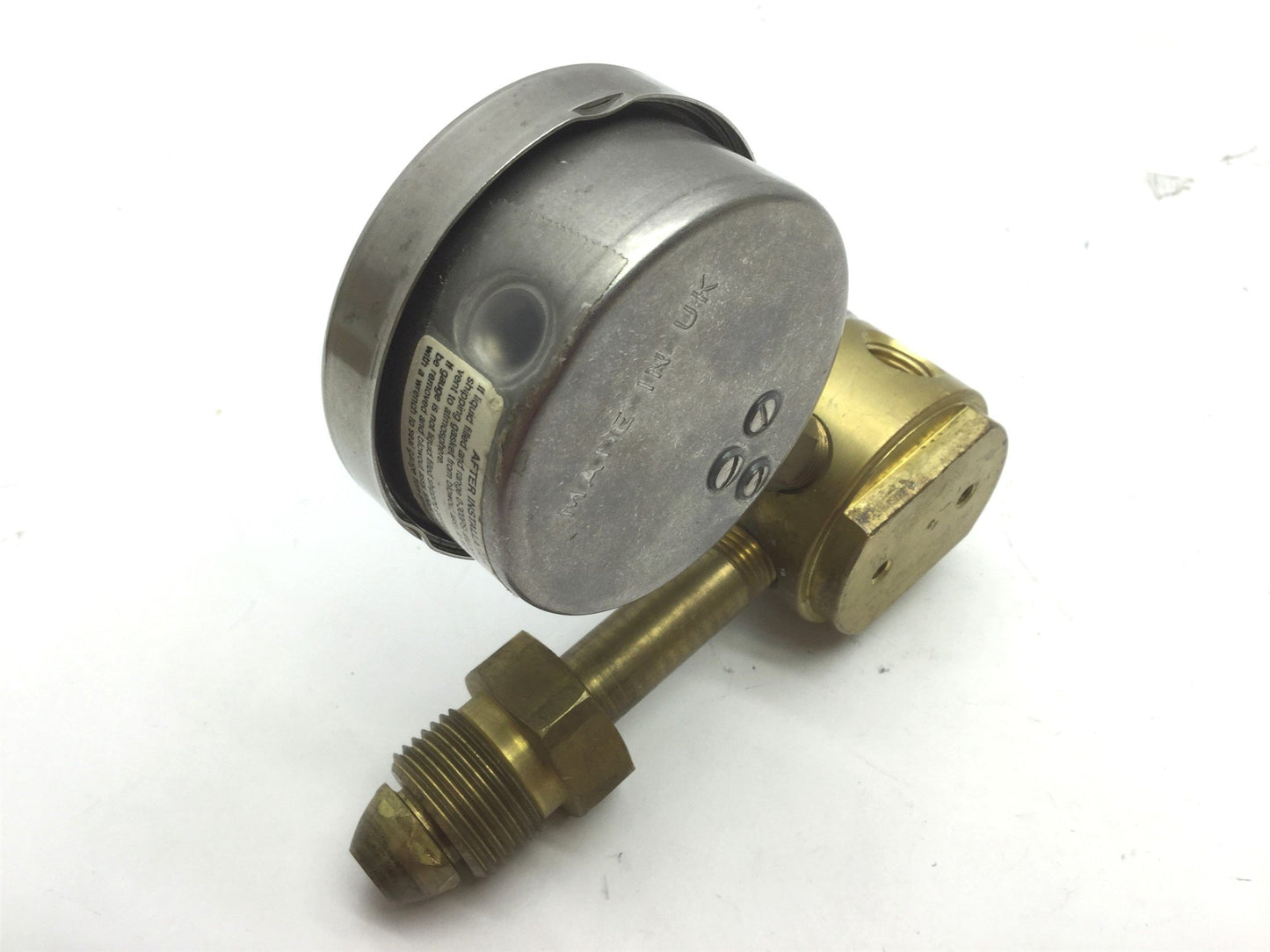 Used Tescom 44-2212-241 Hight Purity Regulator In: 3500PSI Out: 100PSI 1/4 NPT