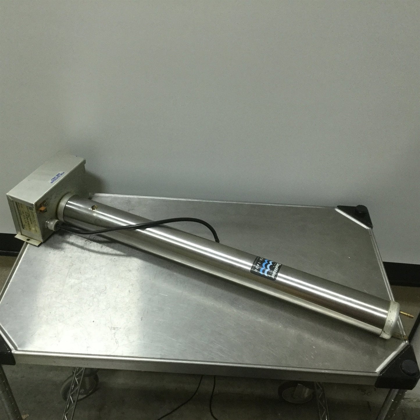 Used ClearWater Tech CS-1400 Ozone Generator 0.5 Grams/Hour 30SCFH 120VAC 60Hz 0.8A