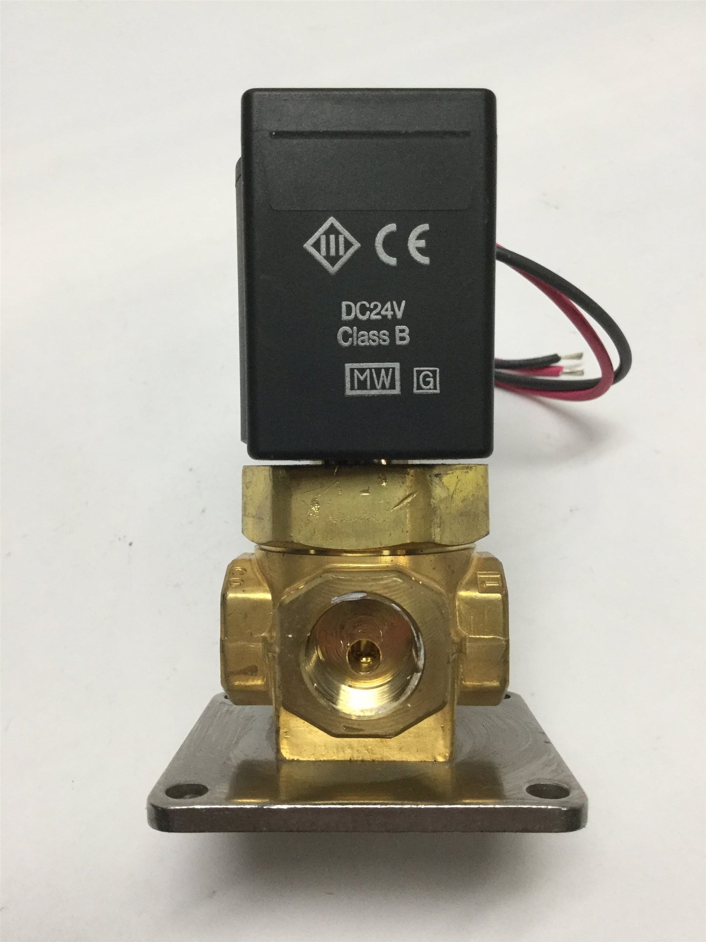 Used SMC VX3334-03T-5GS1-B 3-Way Media Solenoid Valve 3/8" NPT 24VDC Coil, Air/Water